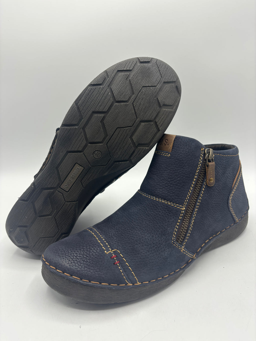 Josef seibel “fergey” ankle boots