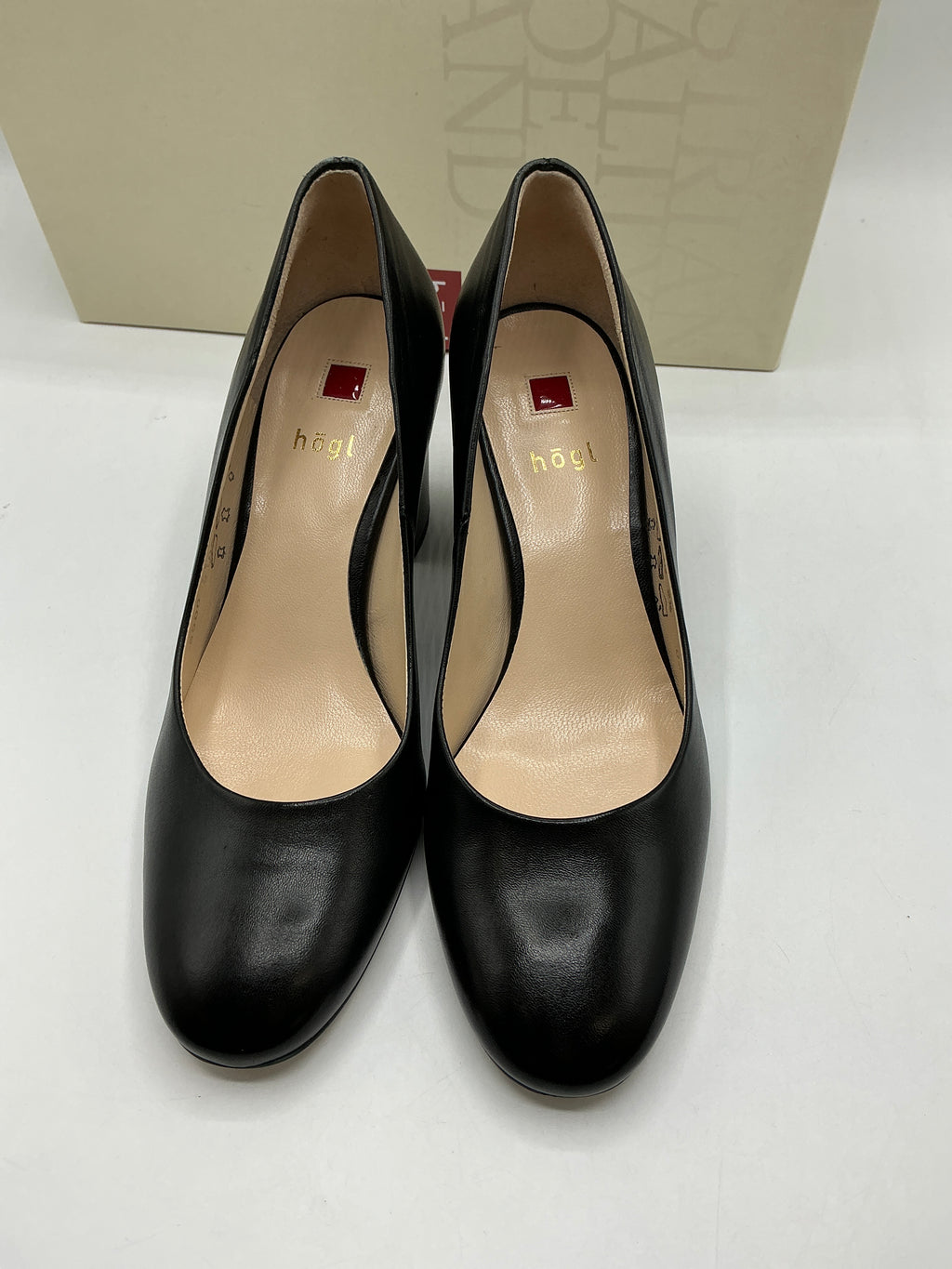 Hogl black leather block heel shoes size 2.5
