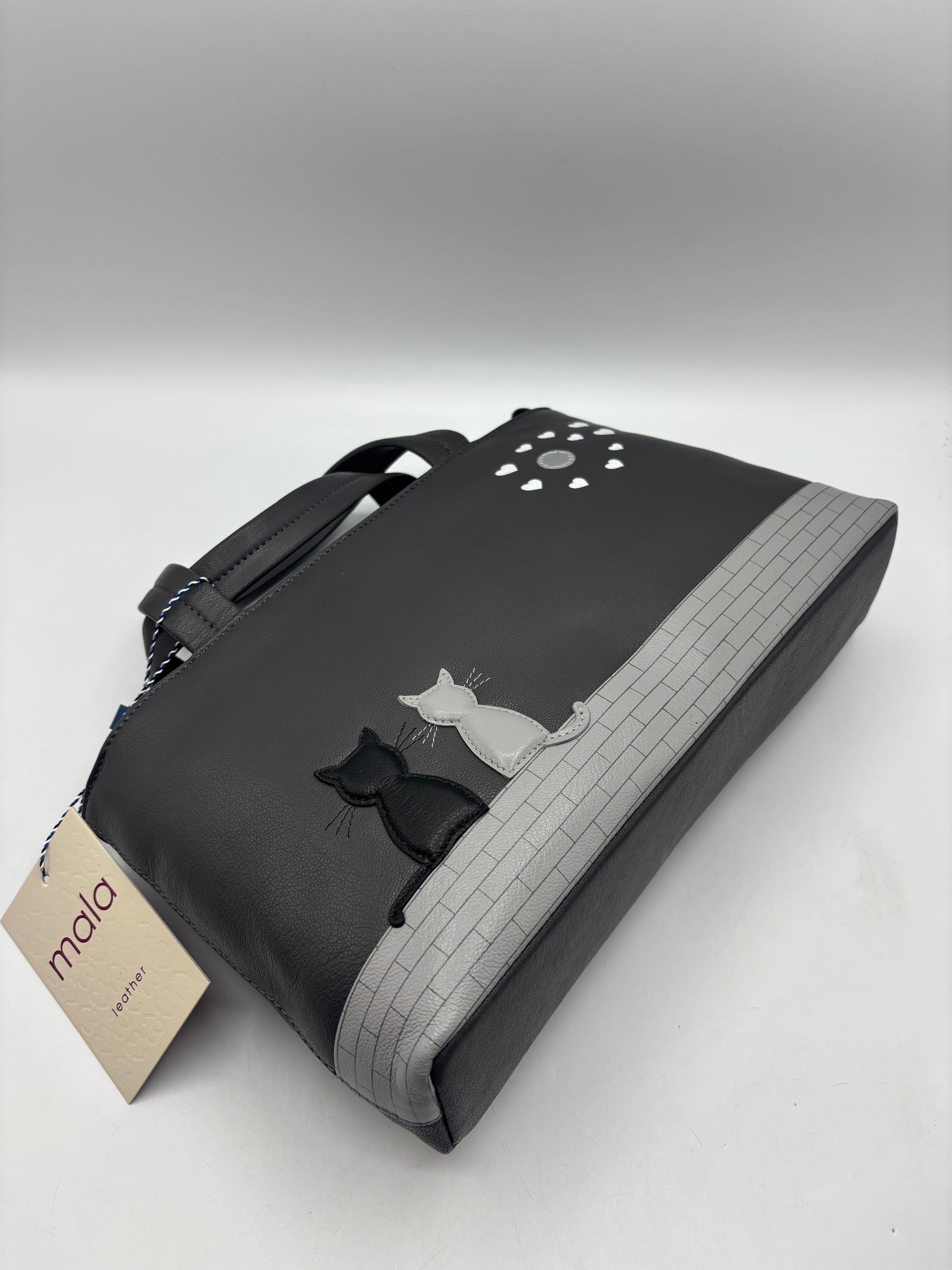 “Mala” midnight cats grab bag with adjustable strap