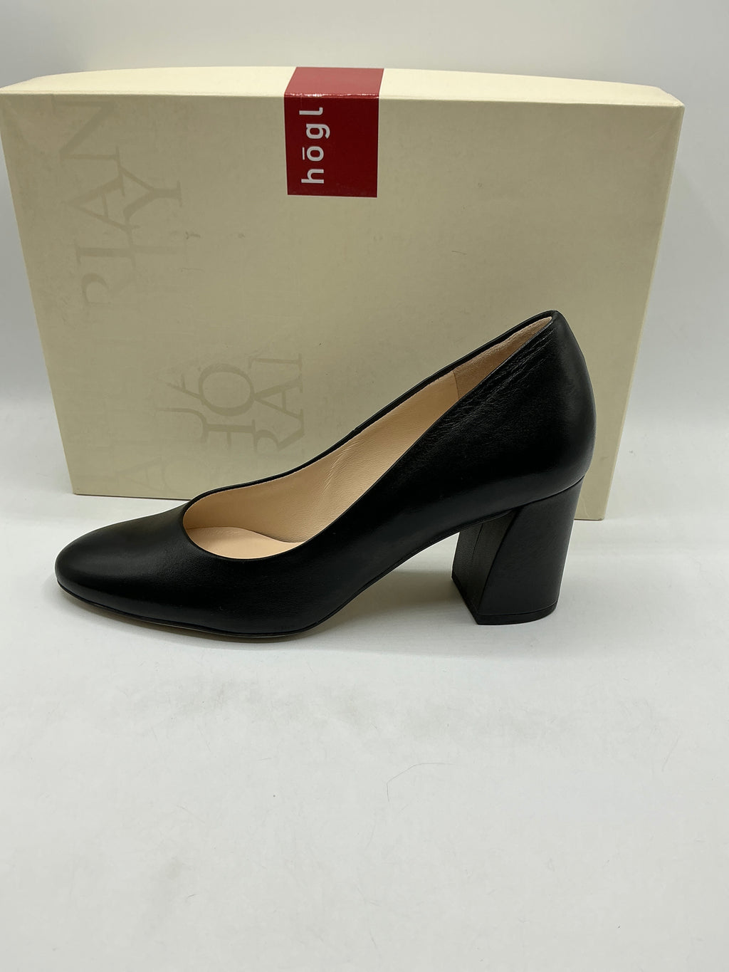 Hogl black leather block heel shoes size 2.5