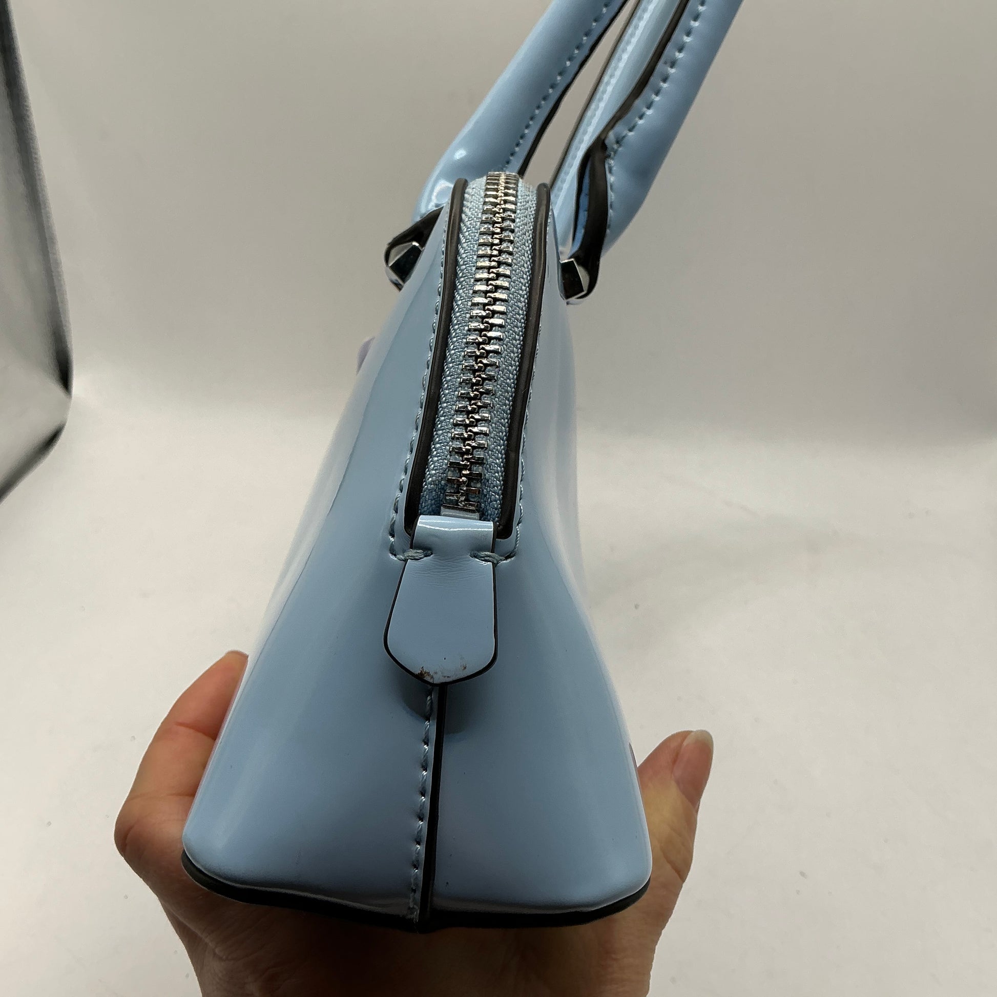 GUESS sky blue handbag