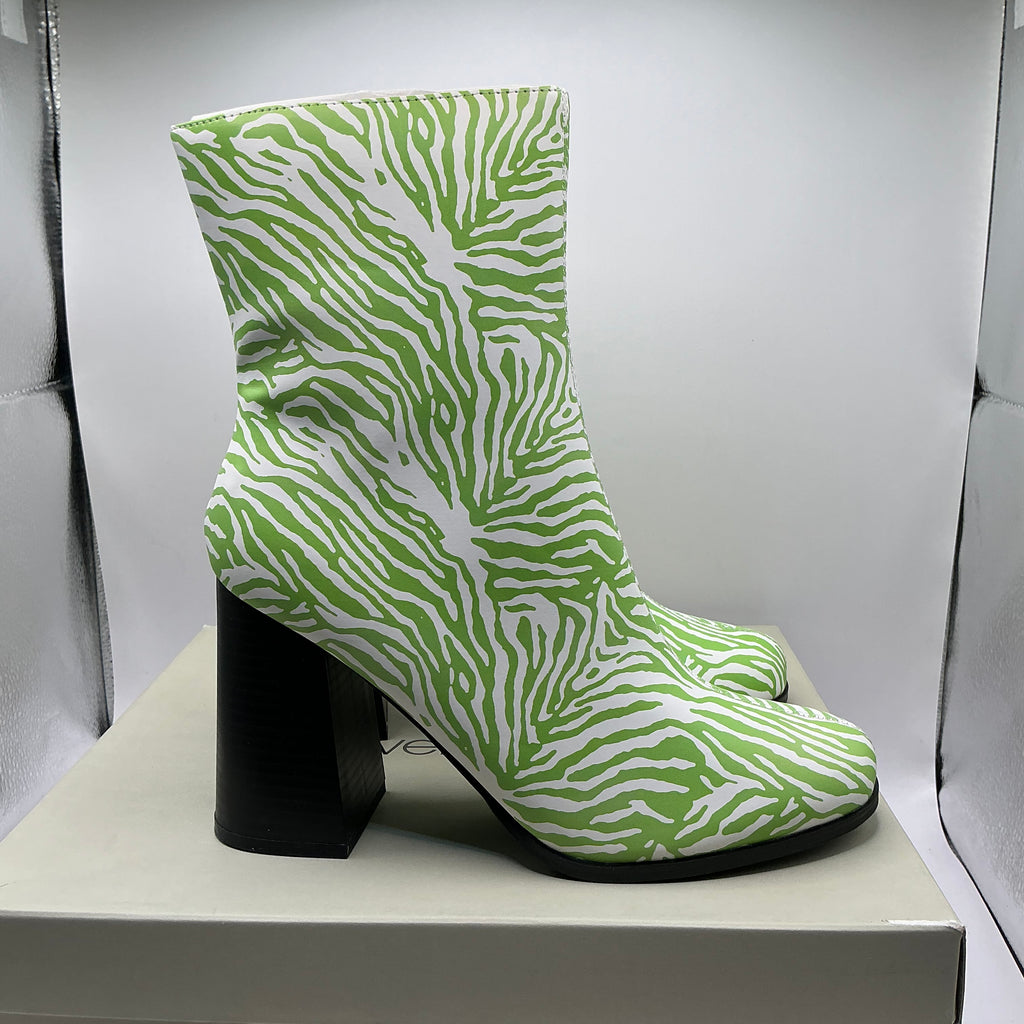 Even & Odd Ankle Boots