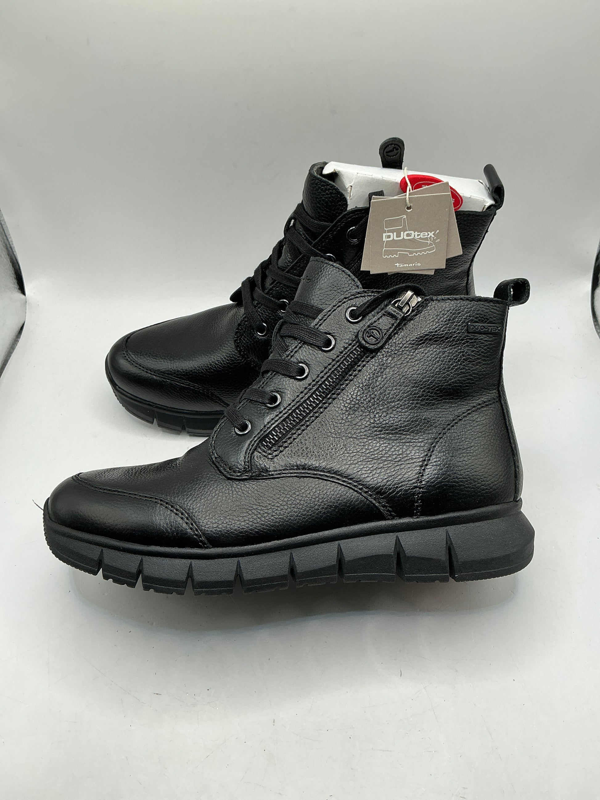 Tamaris comfort black leather ankle boots