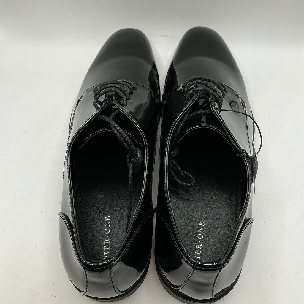 Pier One, Mens patent dress shoes, slight mark