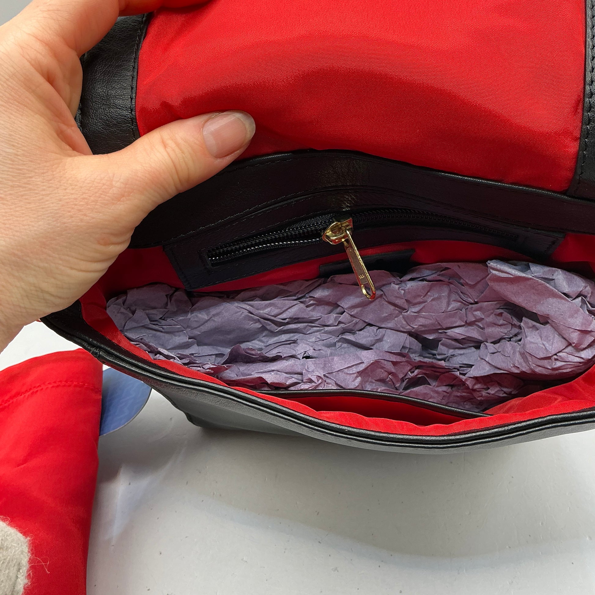 MALA LEATHER black and red leather shoulder/crossbody handbag