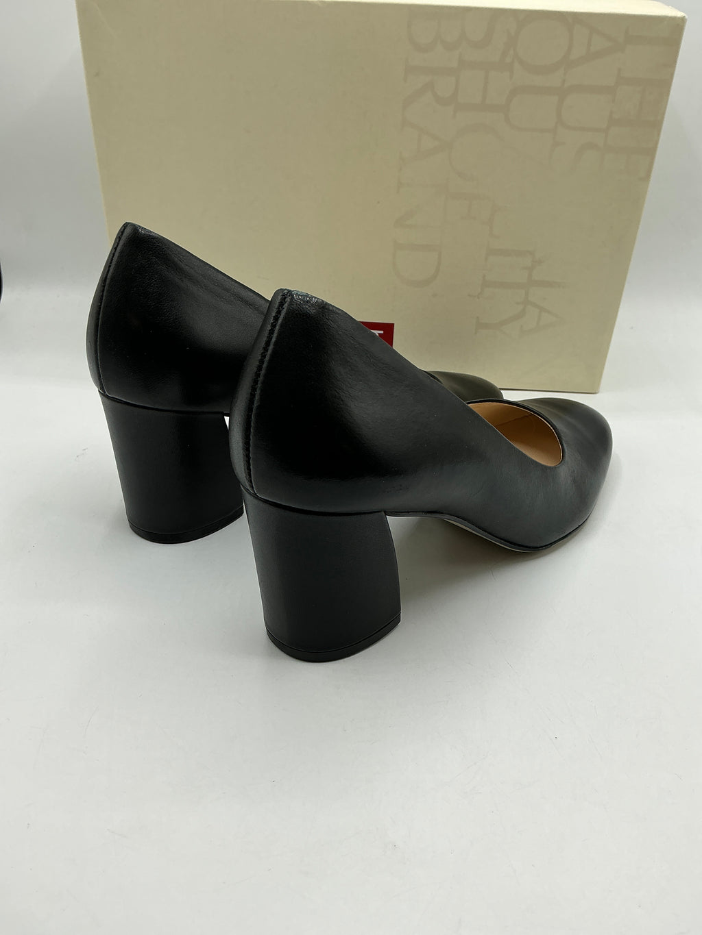 Hogl black leather block heel shoes size 2.5