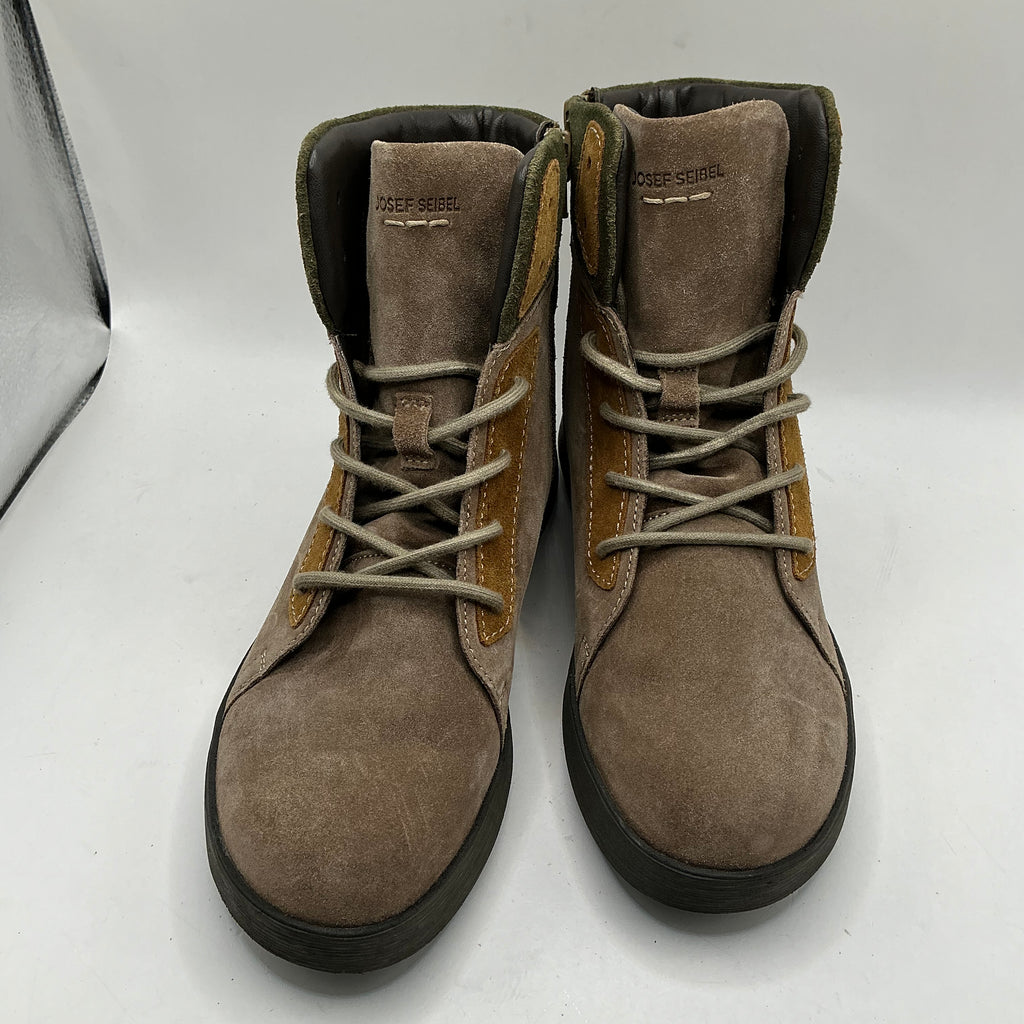 JOSEF SEIBEL suede ankle boots with zip