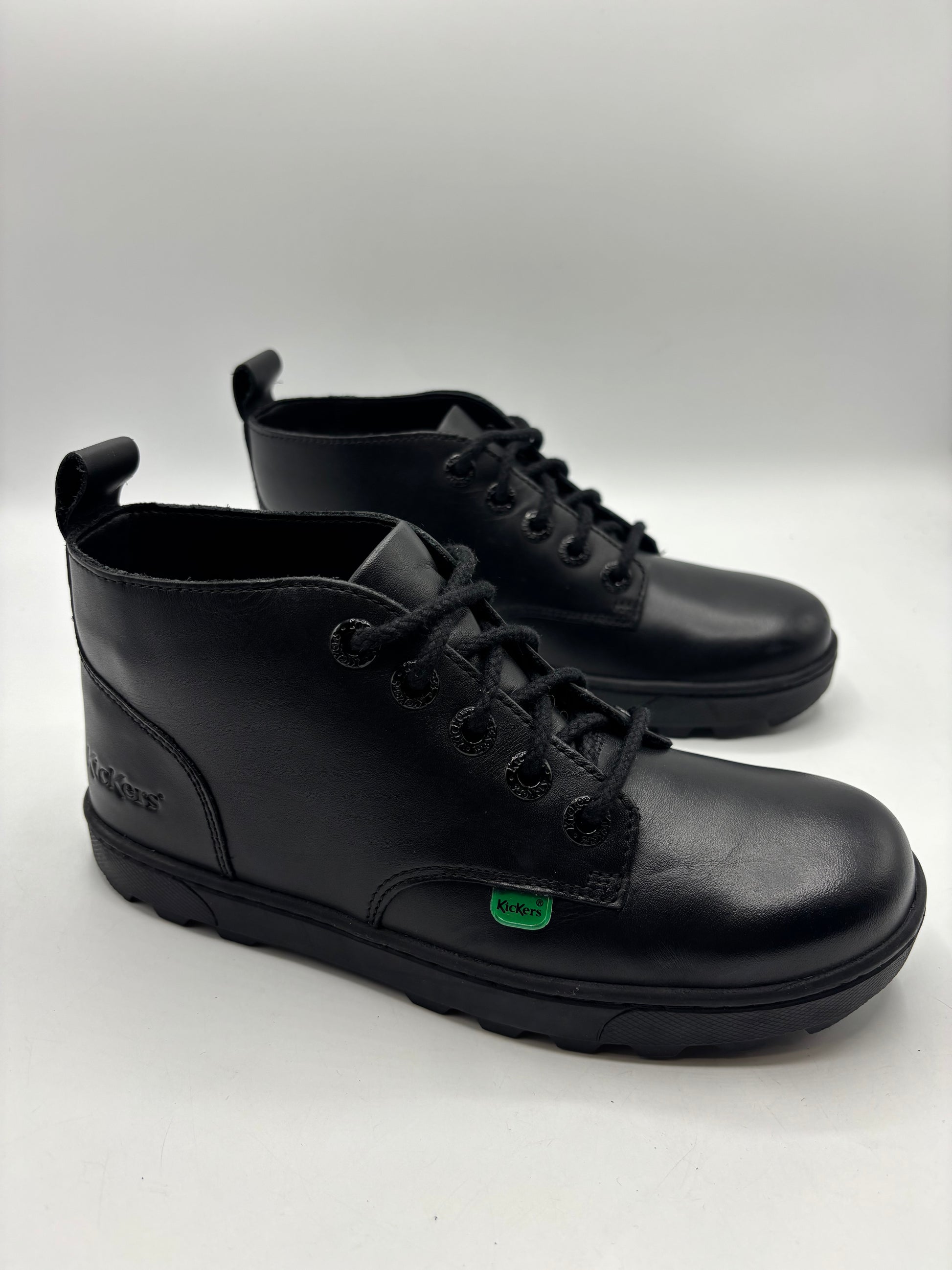 Kickers unisex boots (size3)
