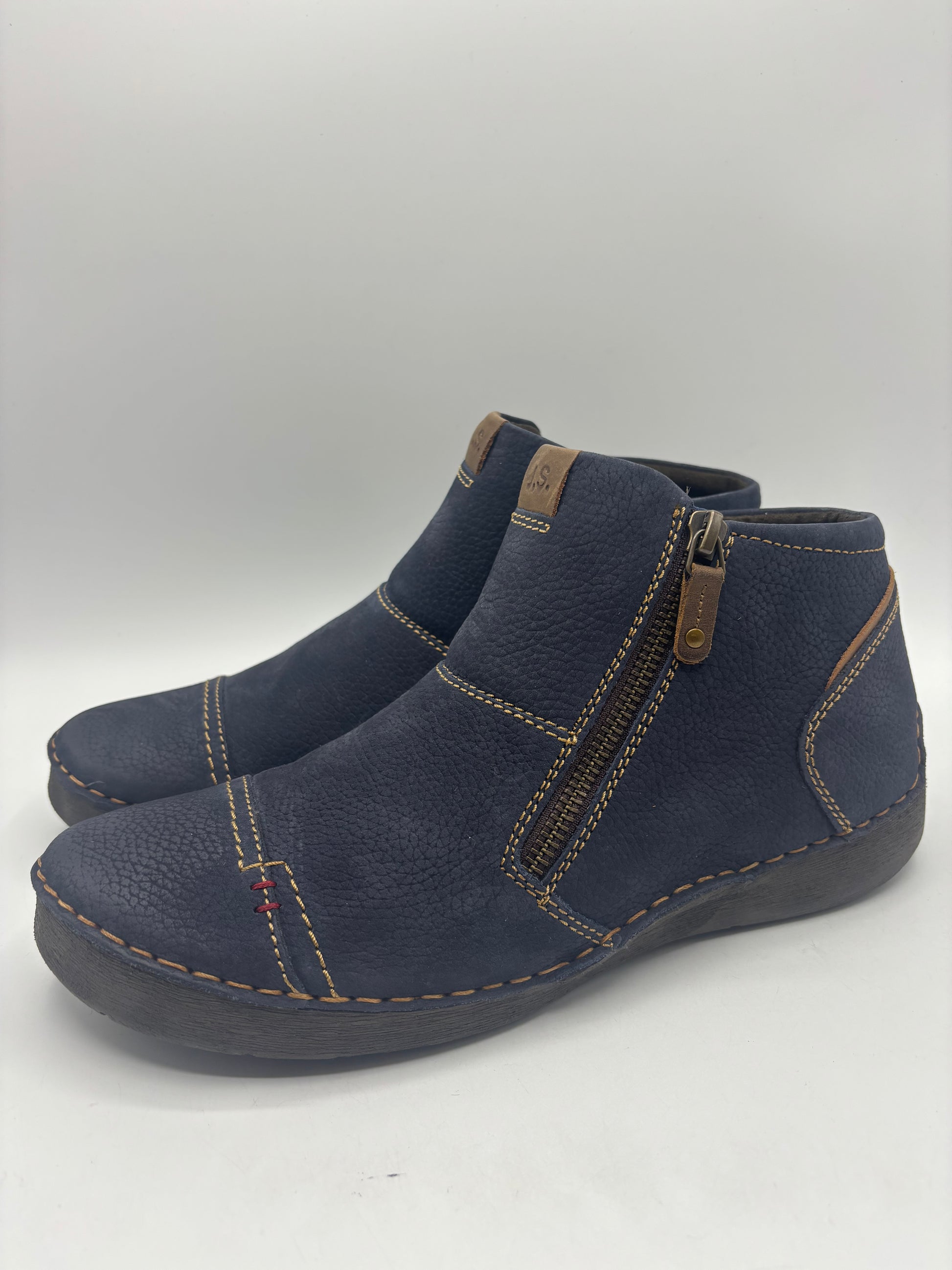 Josef seibel “fergey” ankle boots