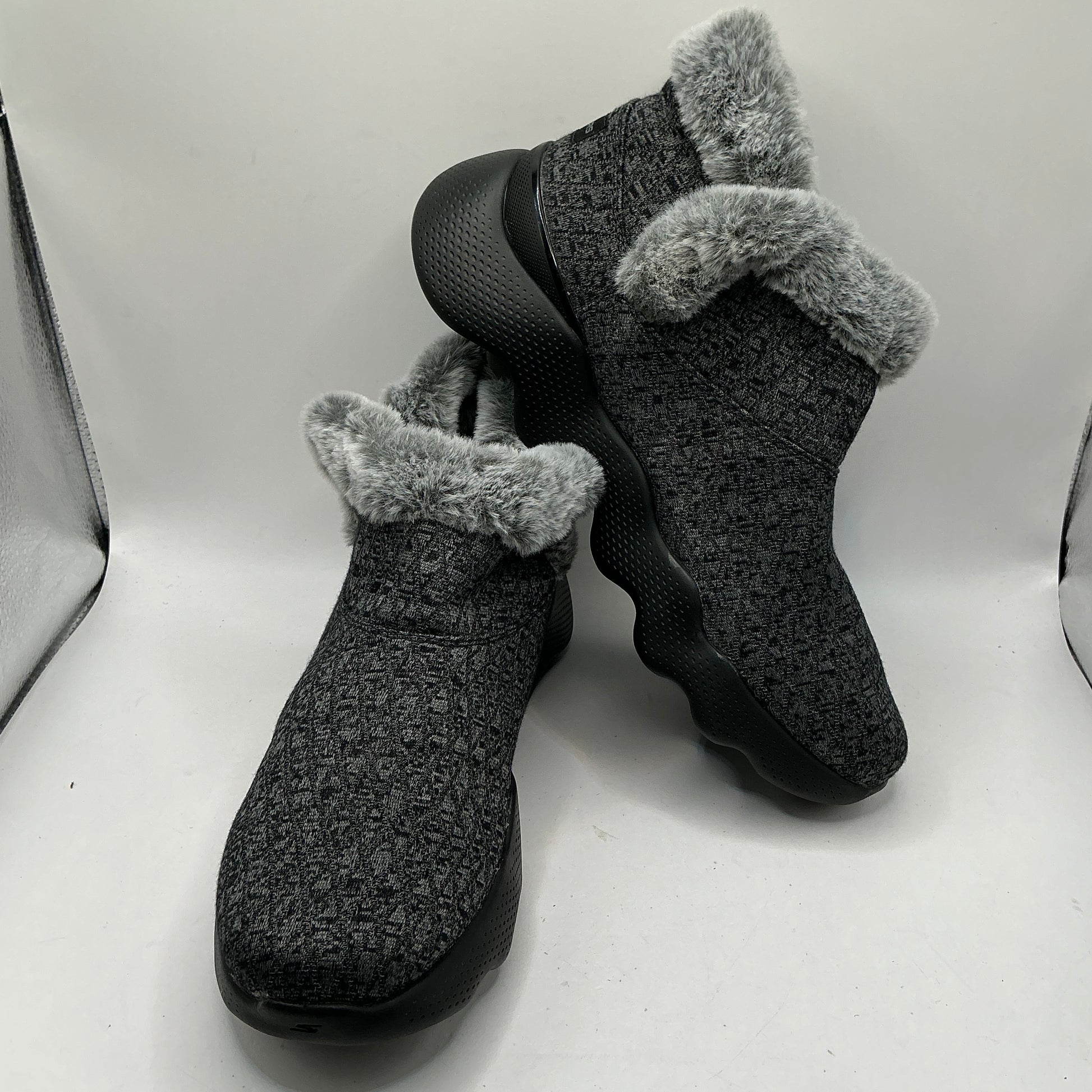 Skechers Massage Fit Boots