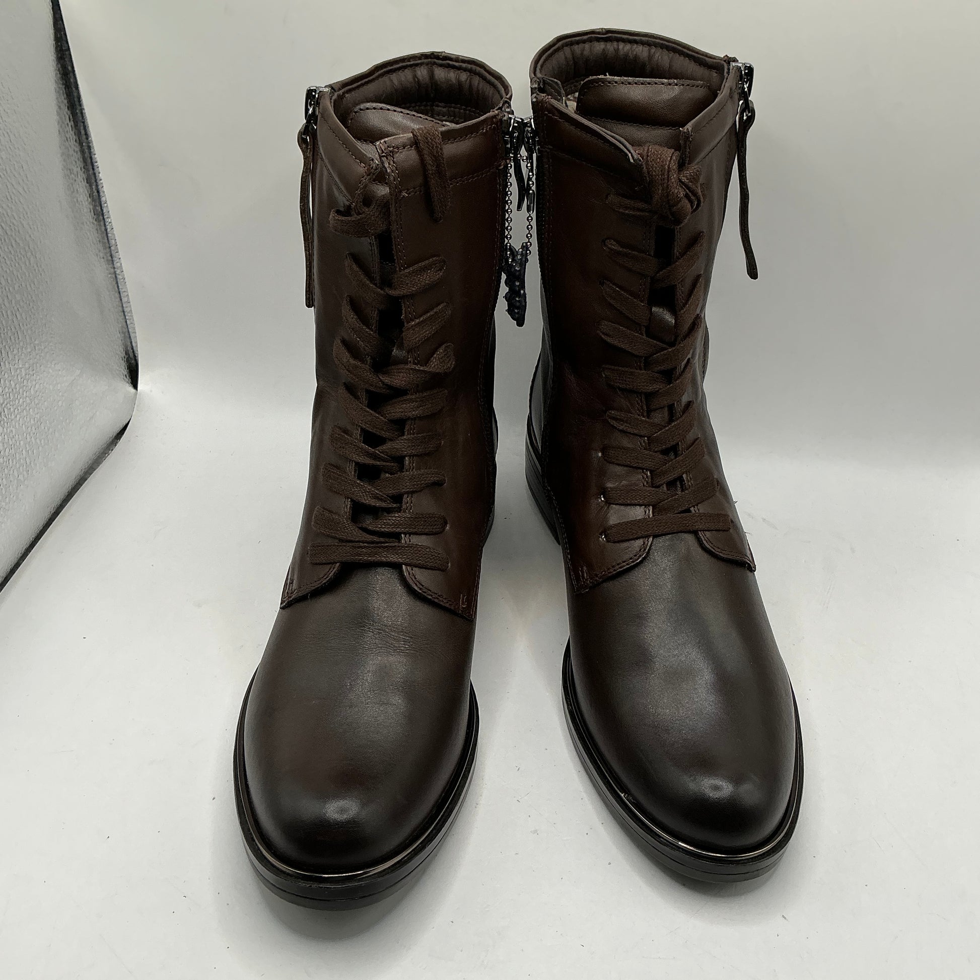 CAPRICE Soft leather ankle boots