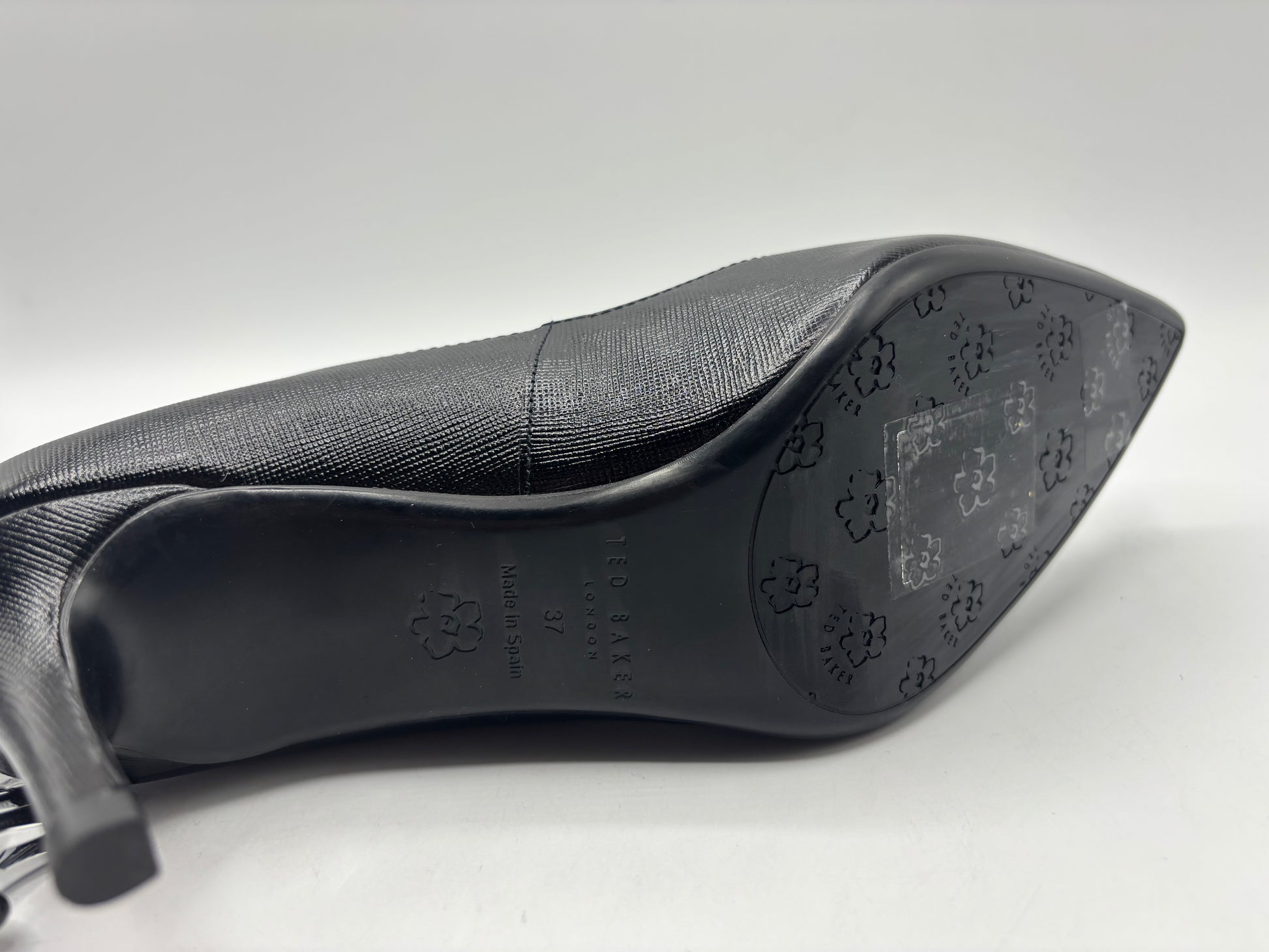 Ted baker “marten” court shoe