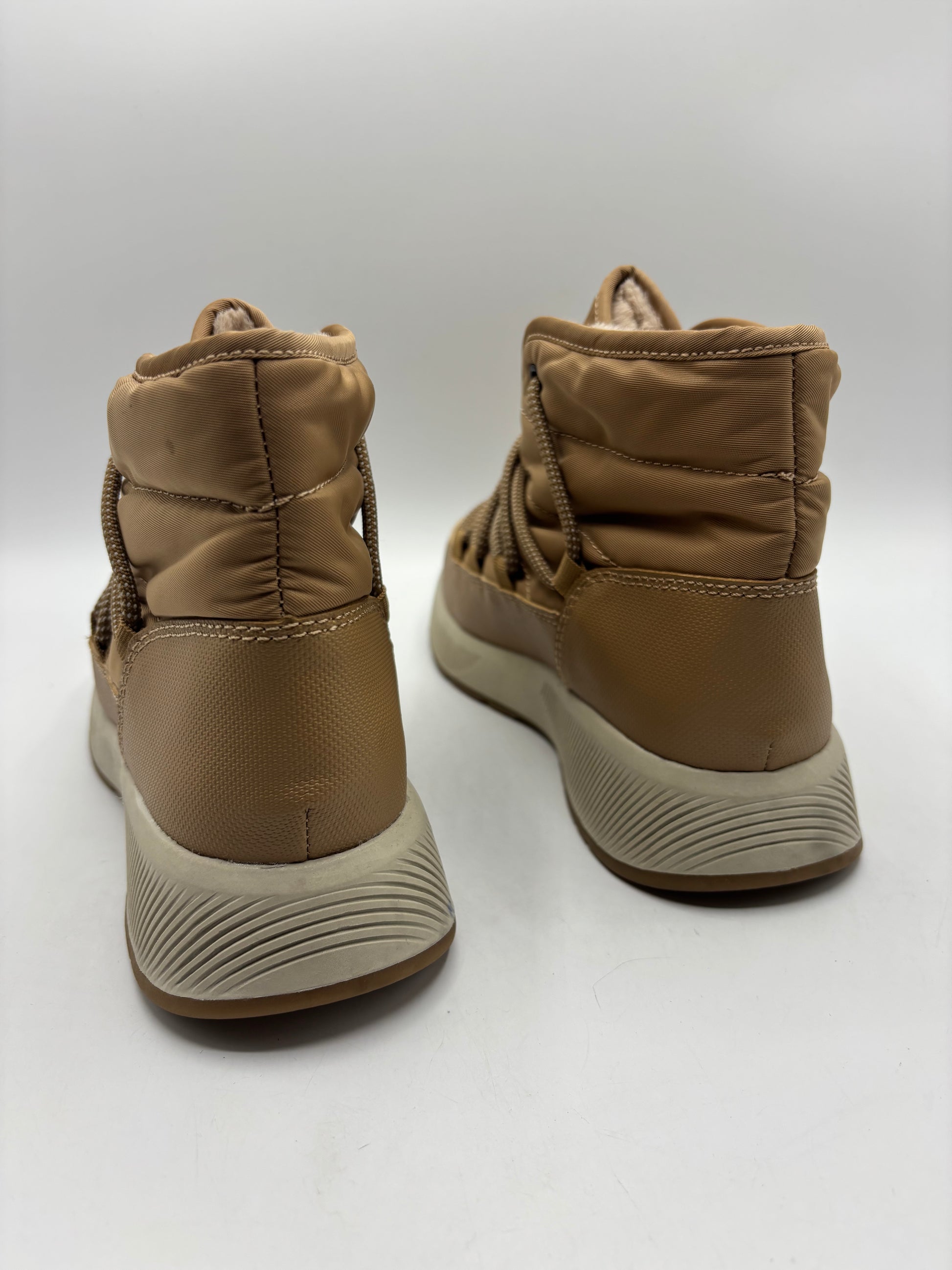 M&S fur lined snow/ankle boots (4)