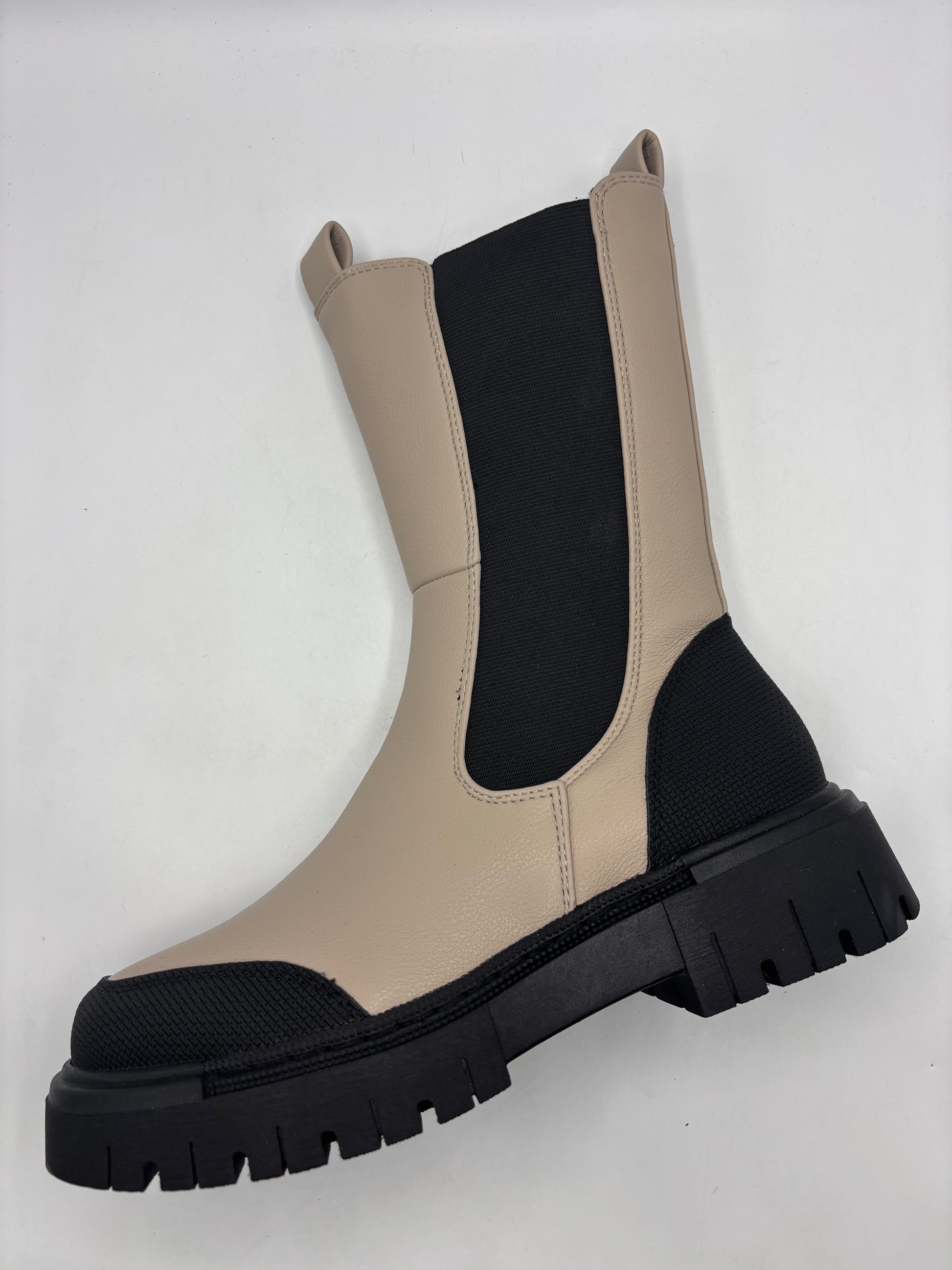 MARCO TOZZI chunky Chelsea ankle boots