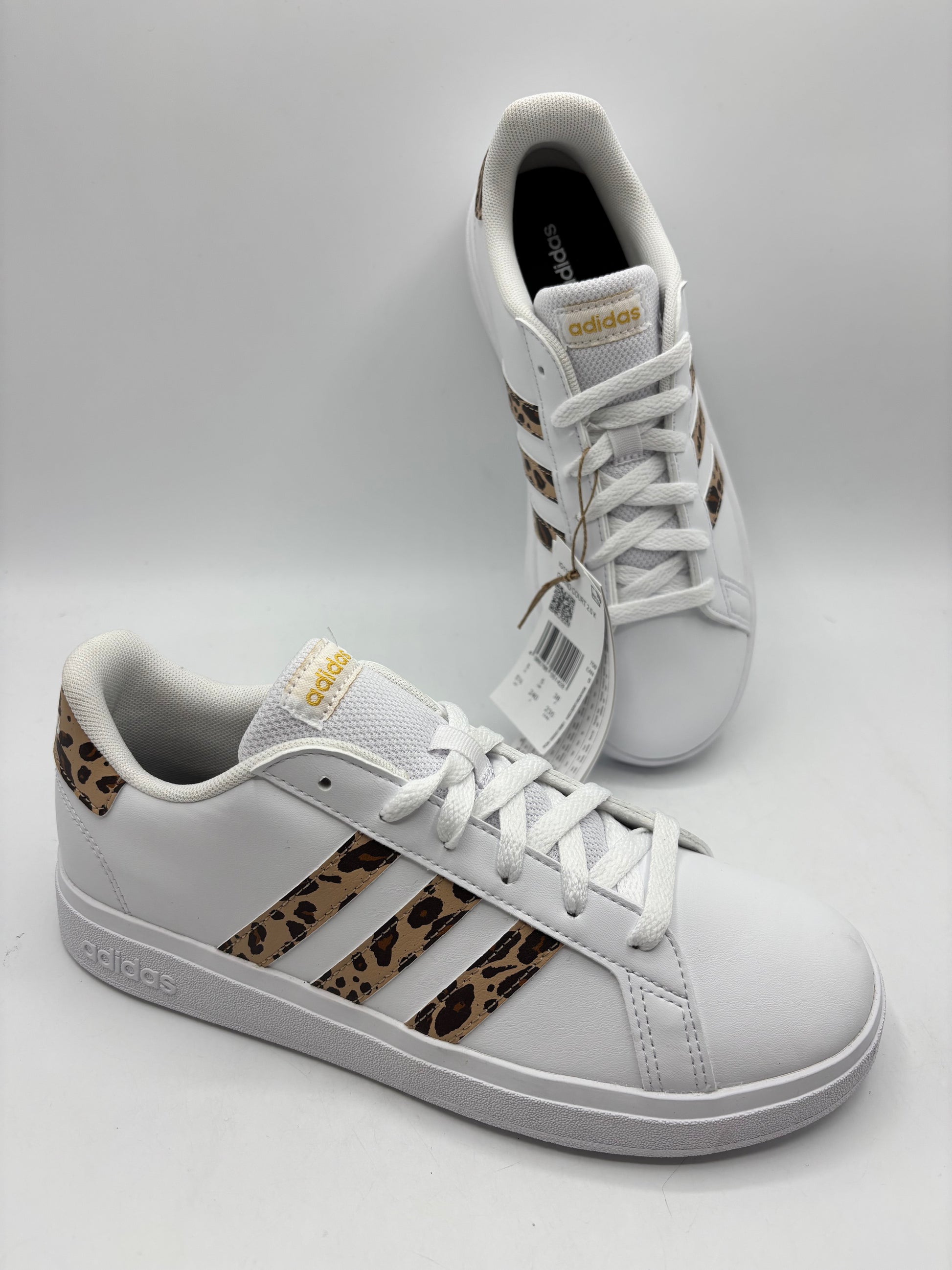 Adidas women’s grand court 2.0 leopard print trainers, size 5