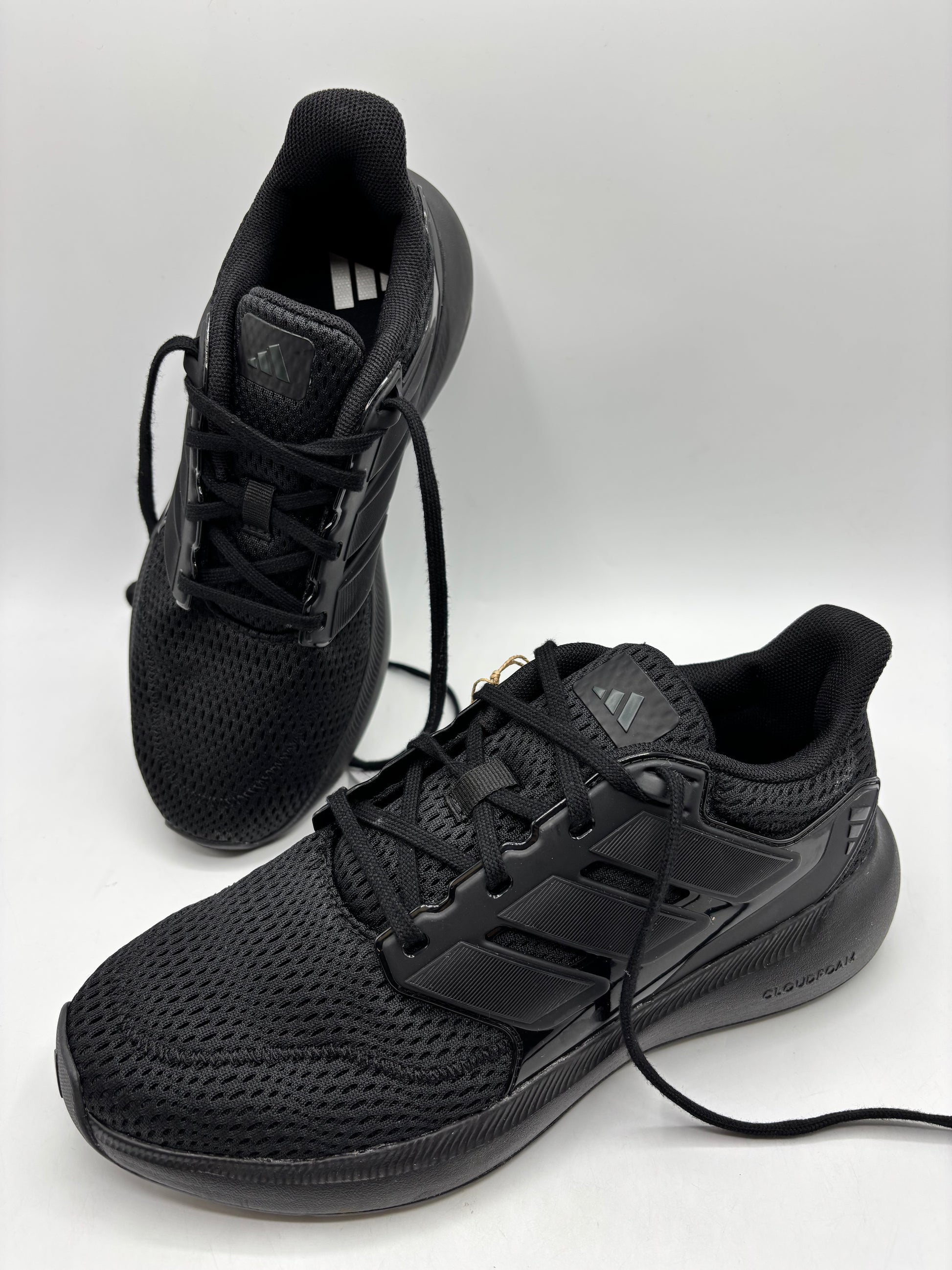 Adidas ultimashow 2.0 running shoe/trainers  (sizes 5.5 & 6)