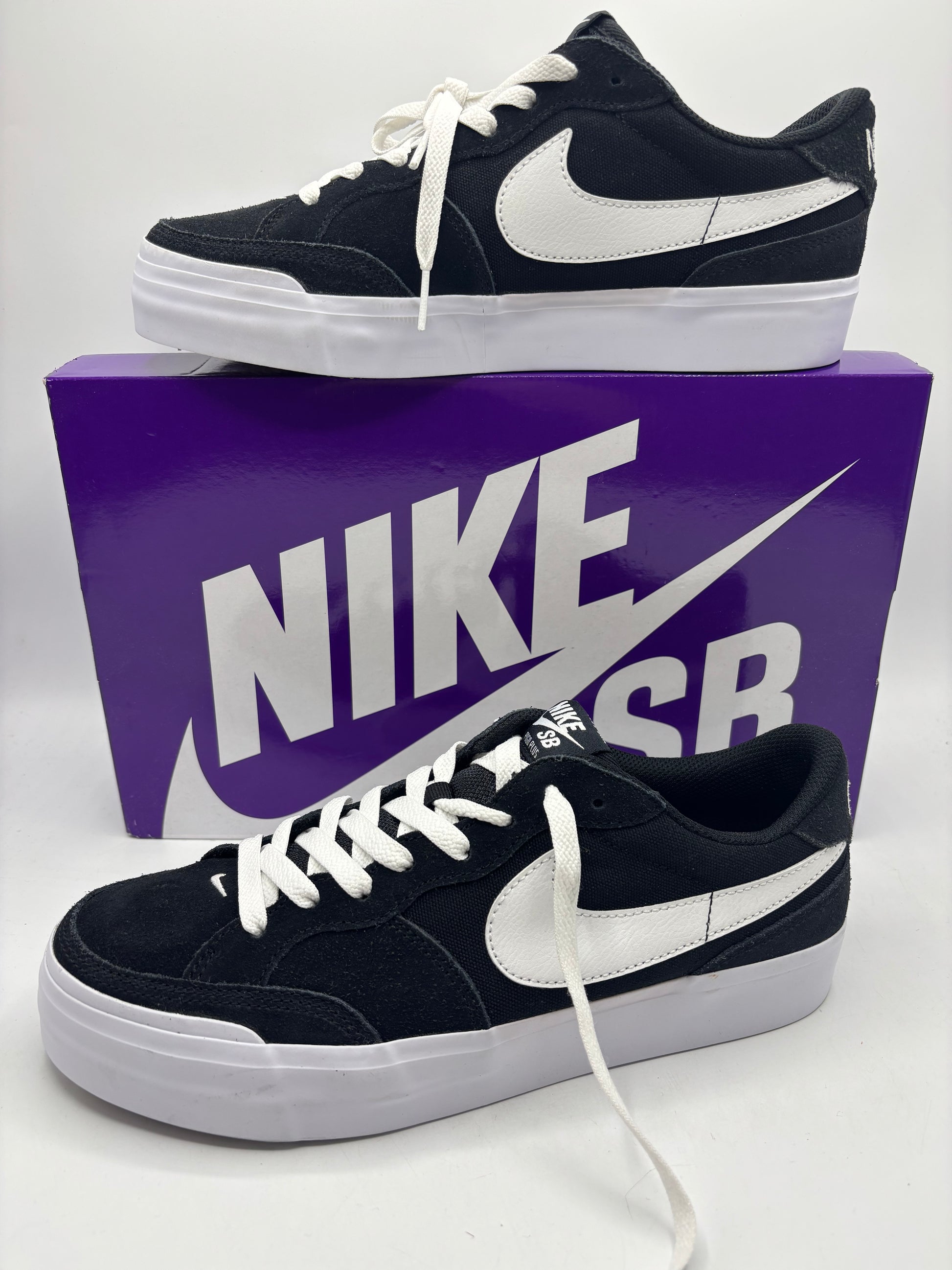 Nike sb pogo plus trainers unisex (6.5)