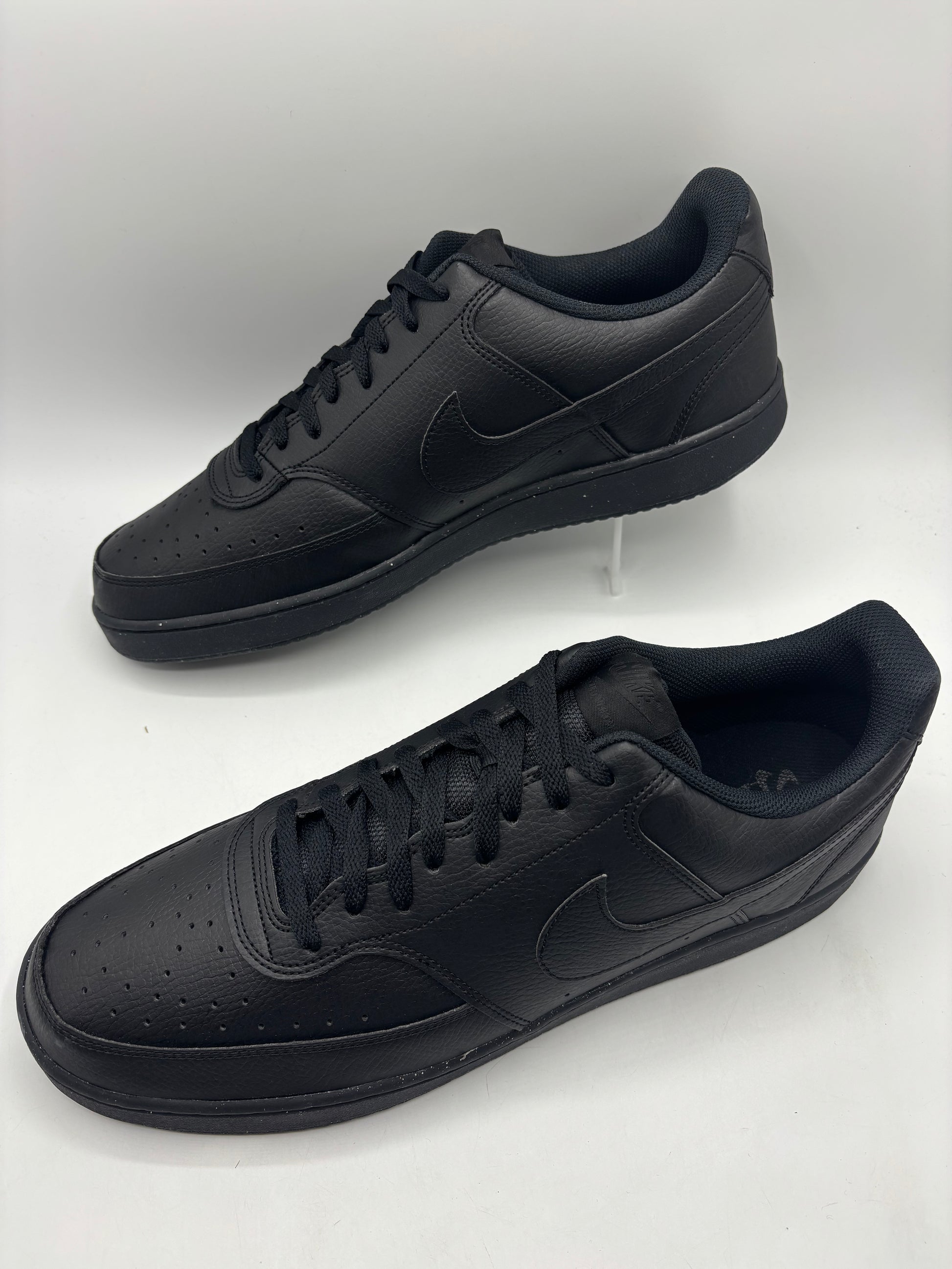 Nike court vision low trainers men’s (size 14)