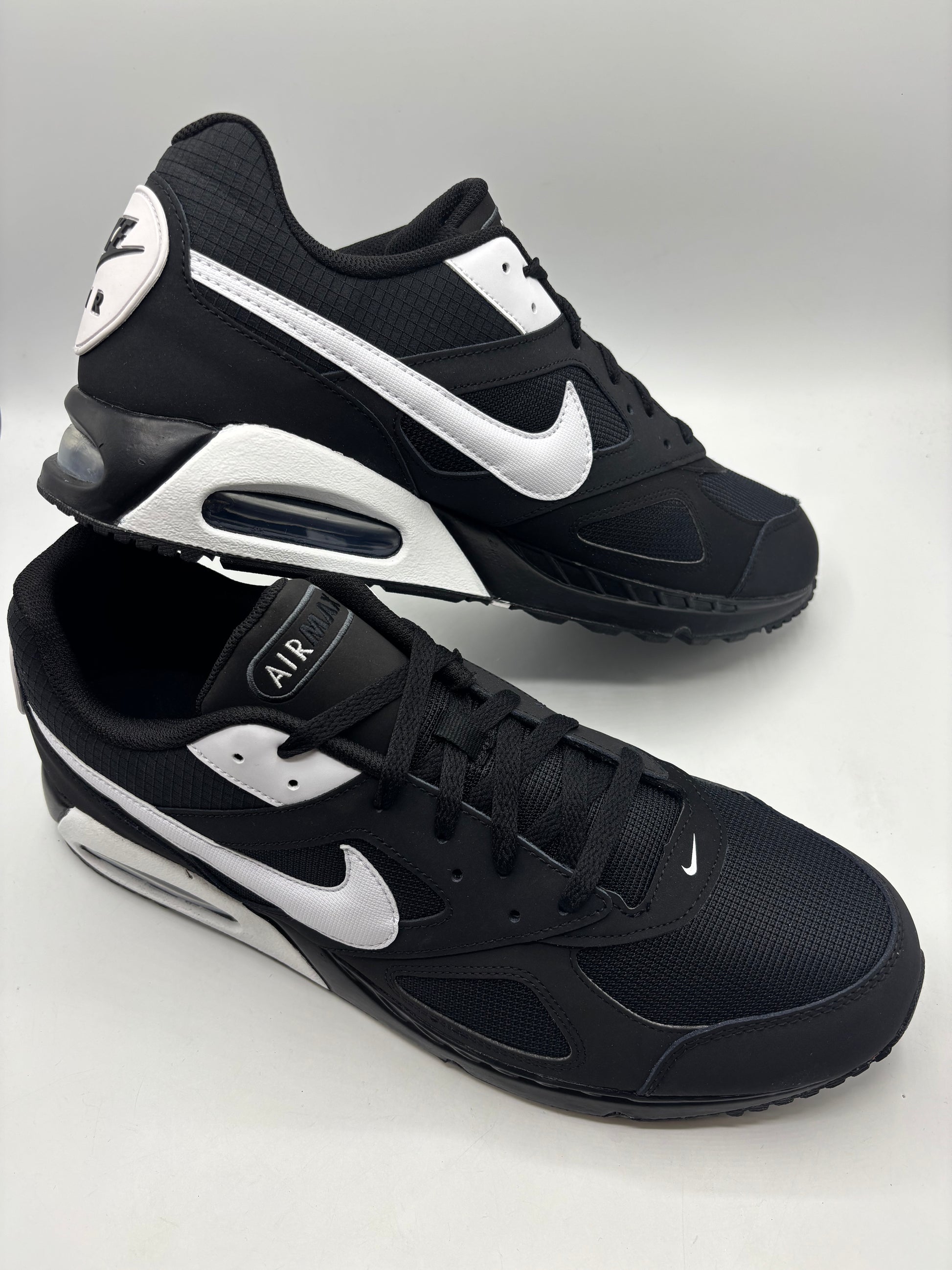 Nike Air Max Ivo Trainers (size 14)