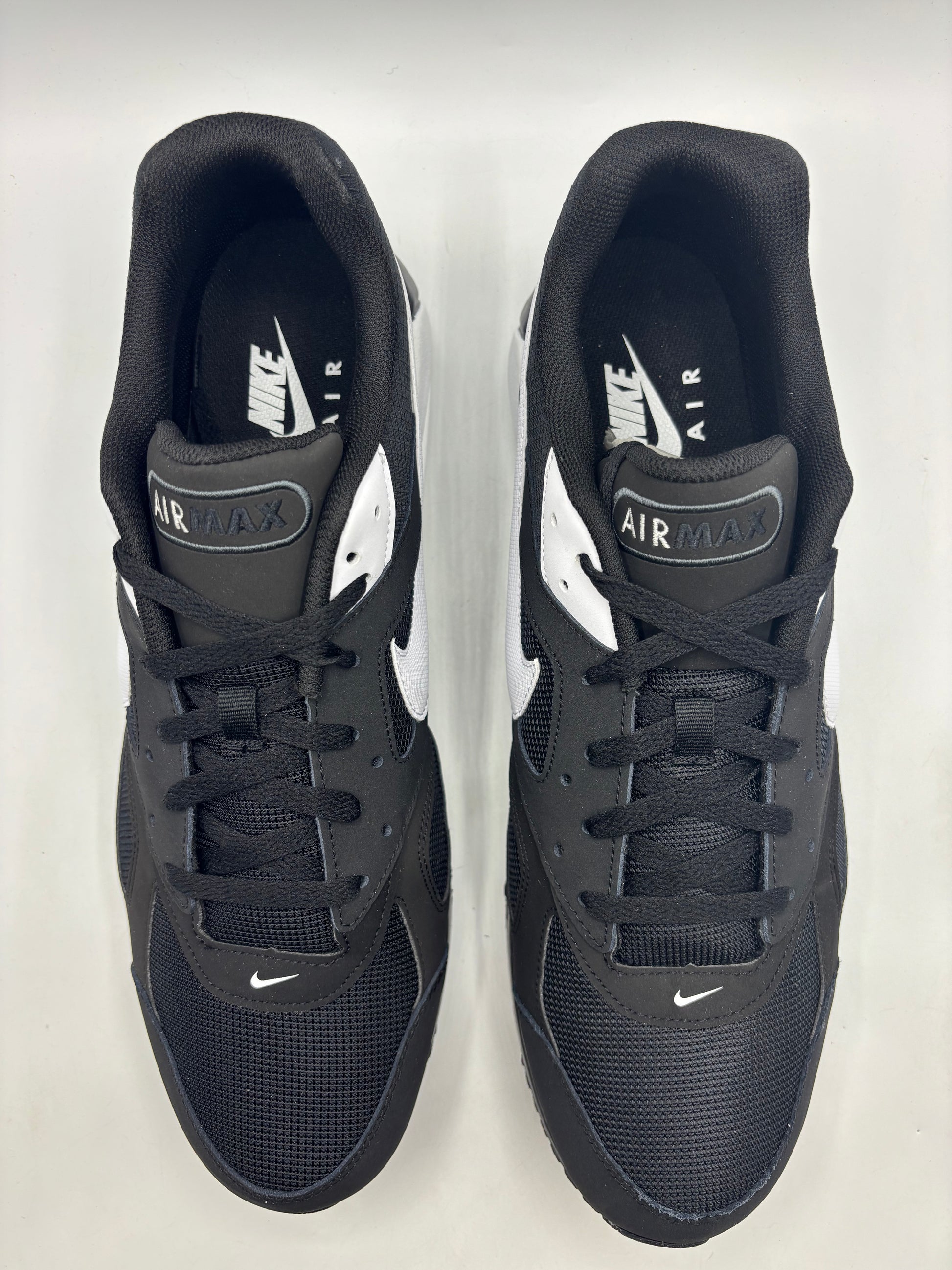 Nike Air Max Ivo Trainers (size 14)