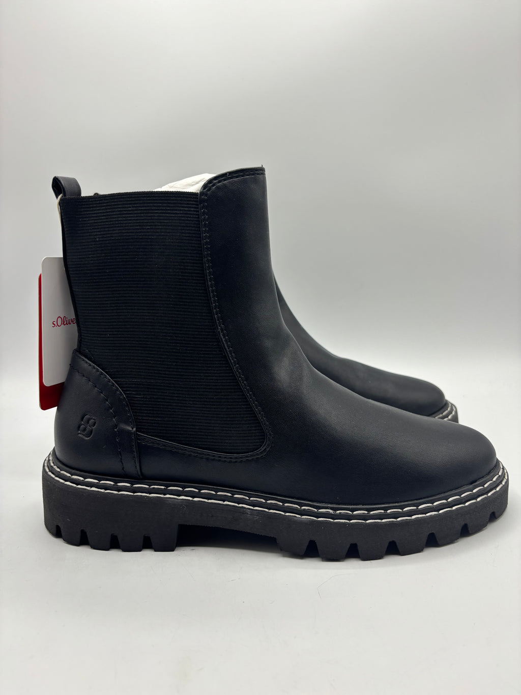 S.Oliver vegan chunky Chelsea boots (size5)