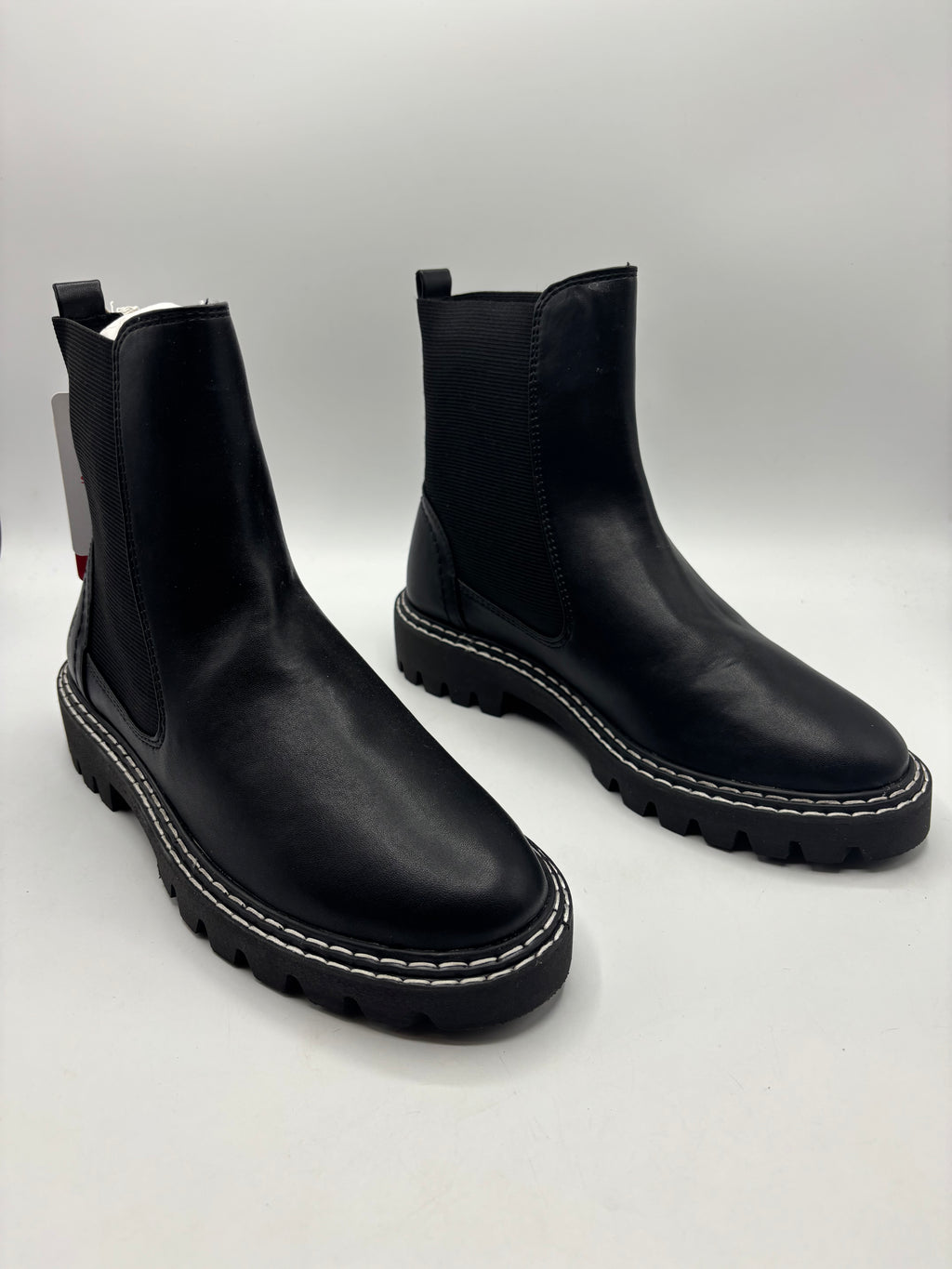 S.Oliver vegan chunky Chelsea boots (size5)
