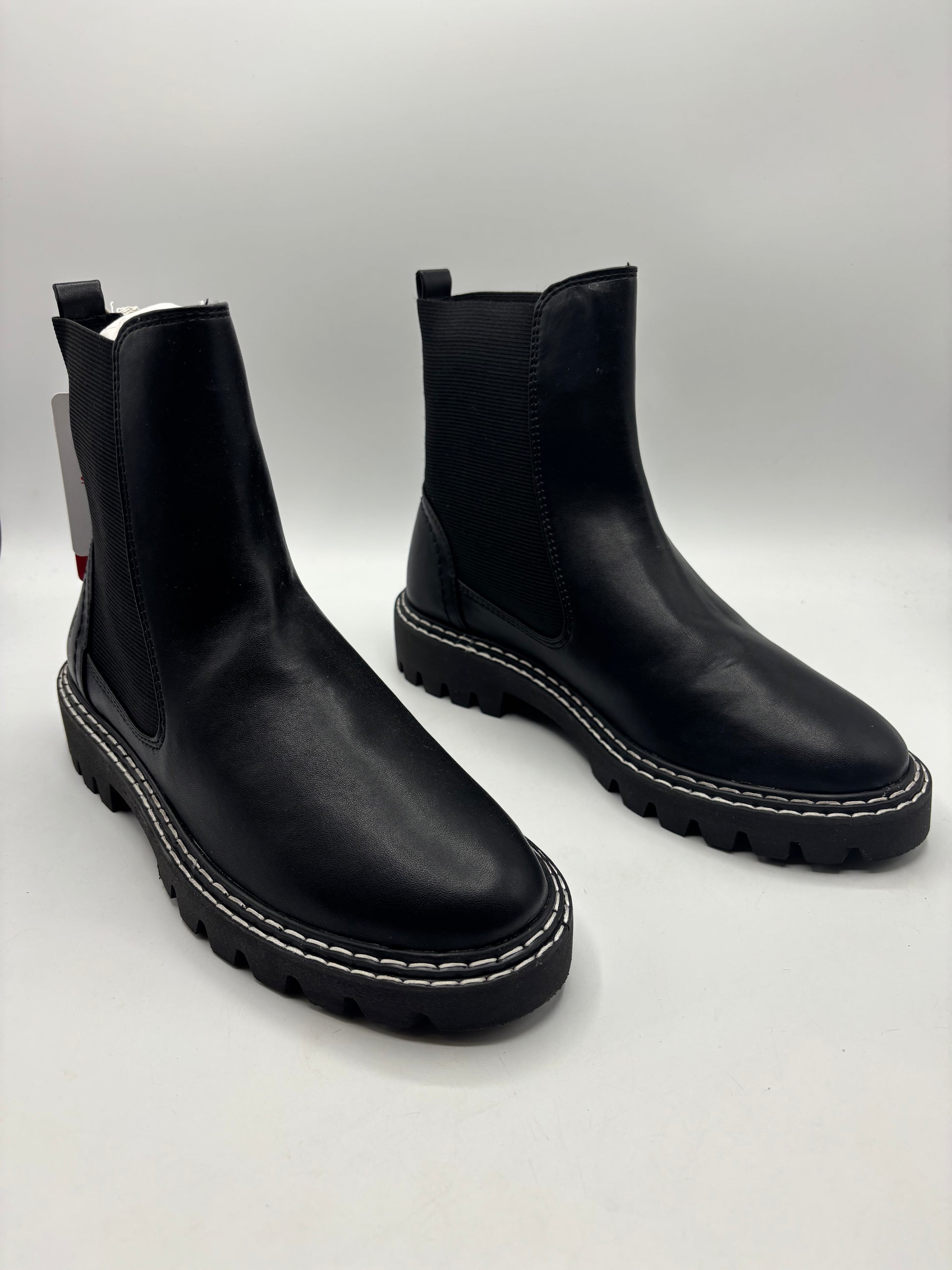 S.Oliver vegan chunky Chelsea boots (size5)