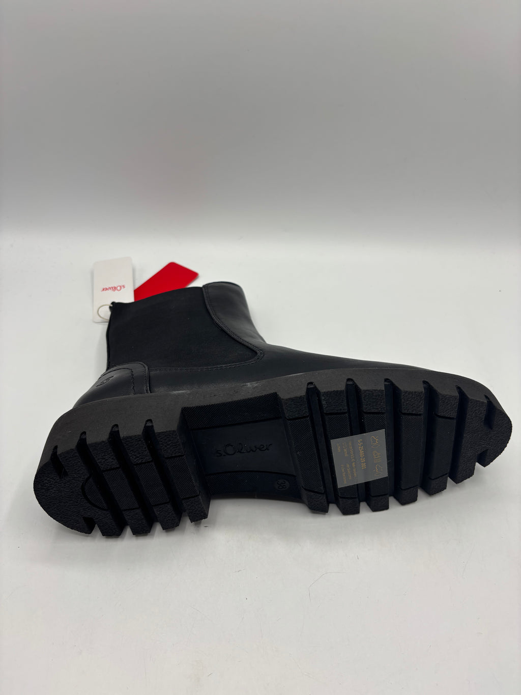 S.Oliver vegan chunky Chelsea boots (size5)