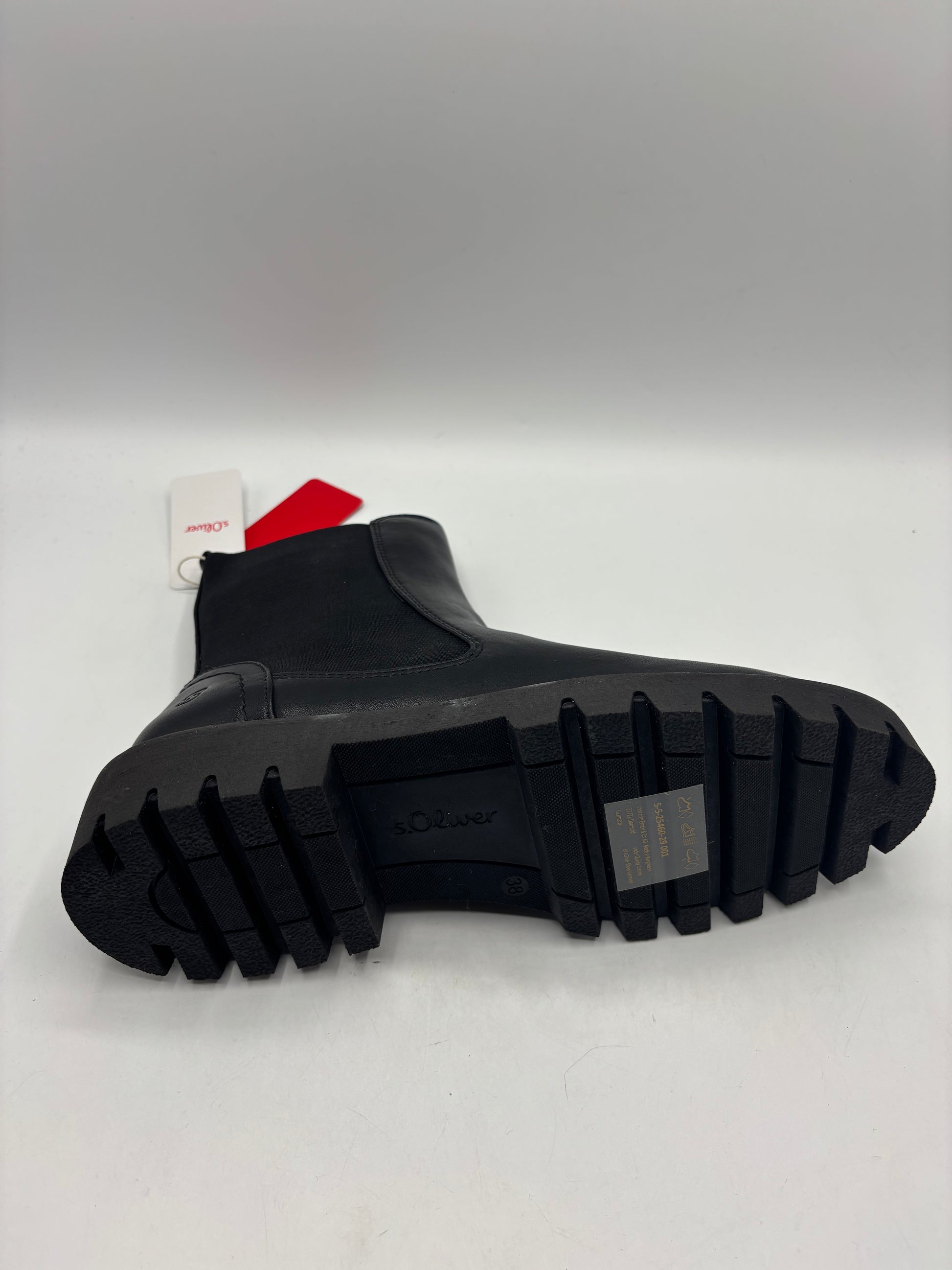 S.Oliver vegan chunky Chelsea boots (size5)