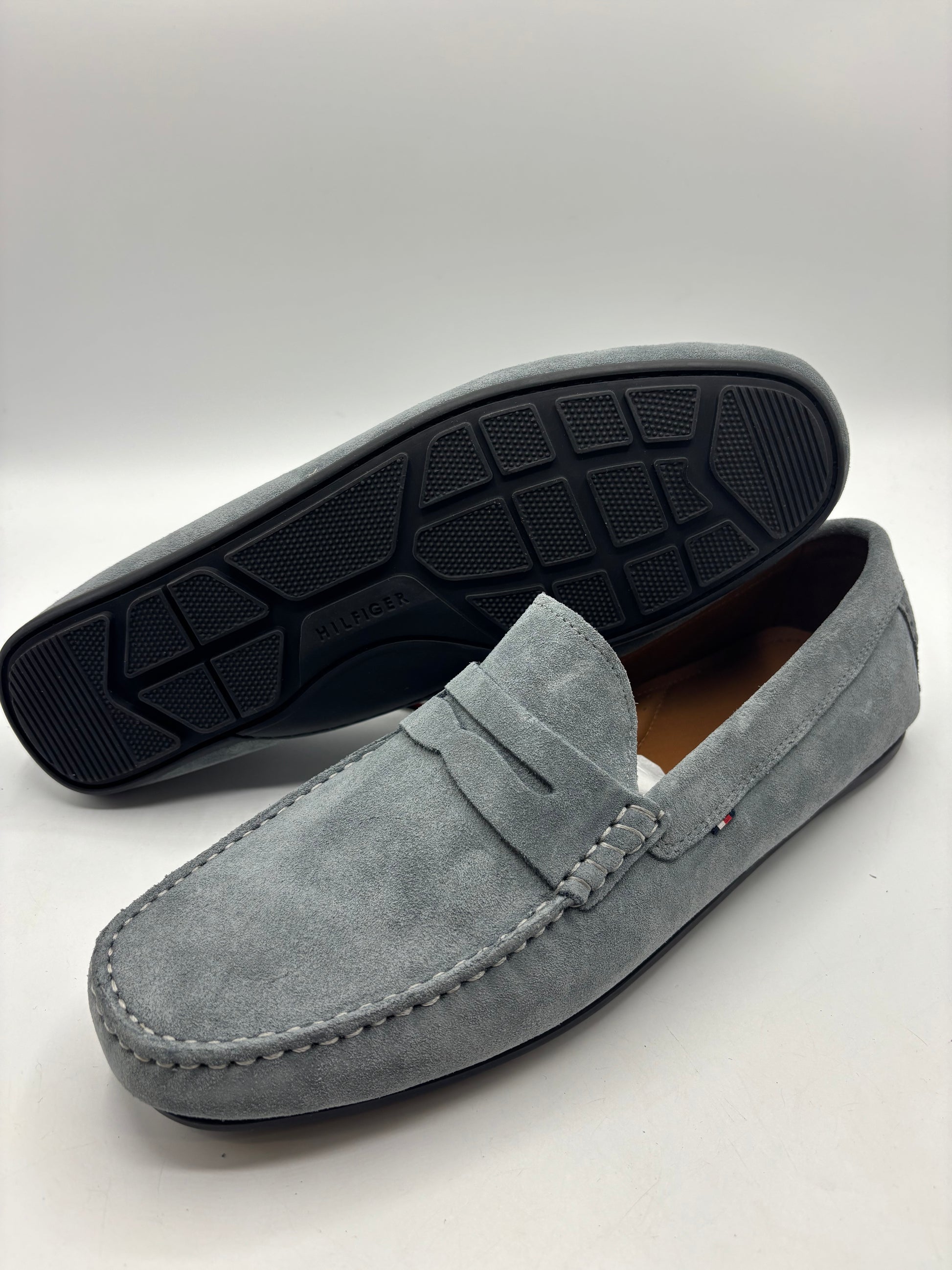 Tommy Hilfiger grey casual driver loafer