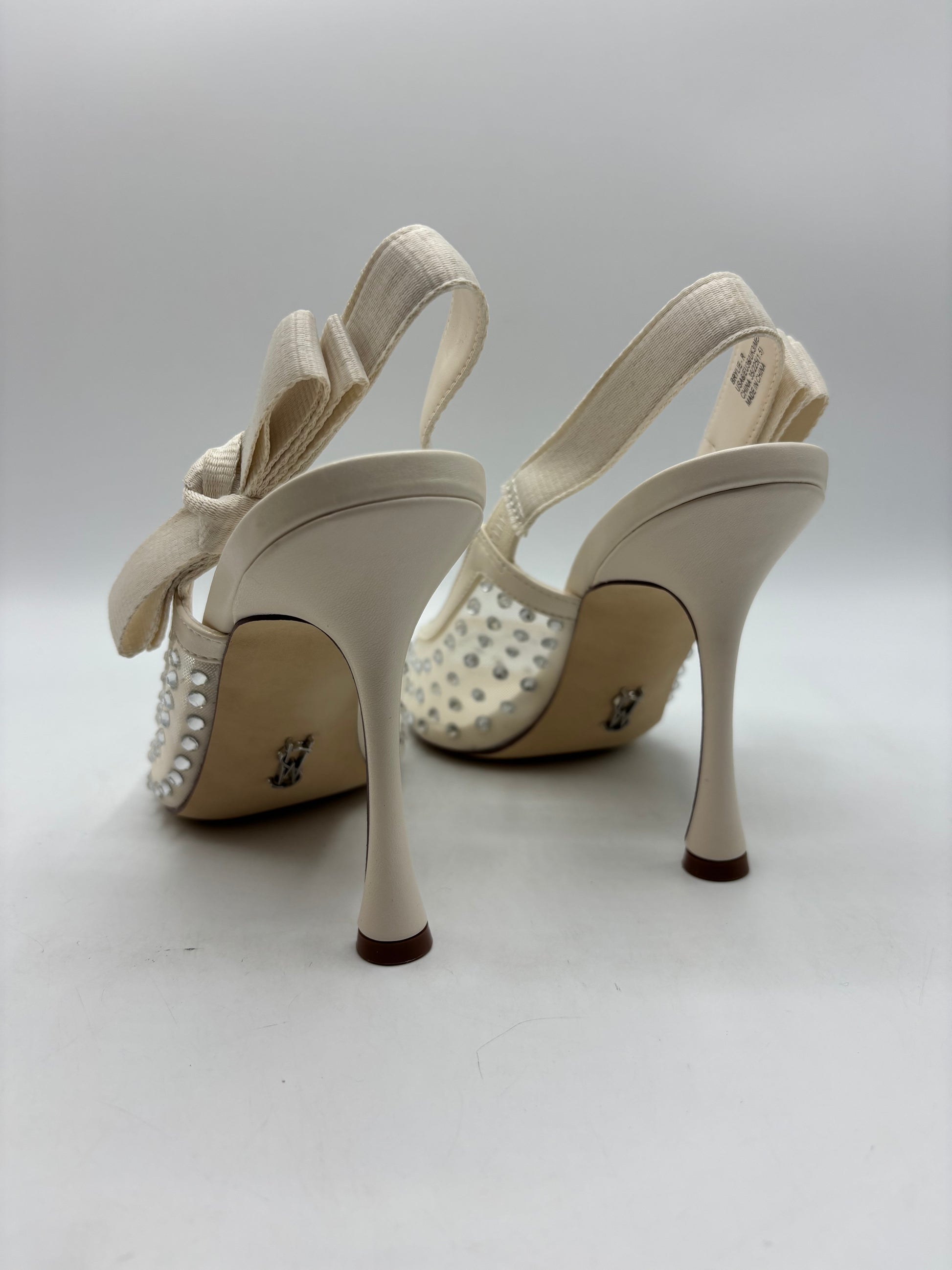 STEVE MADDEN BRYLIE-R PUMP IVORY (size3)