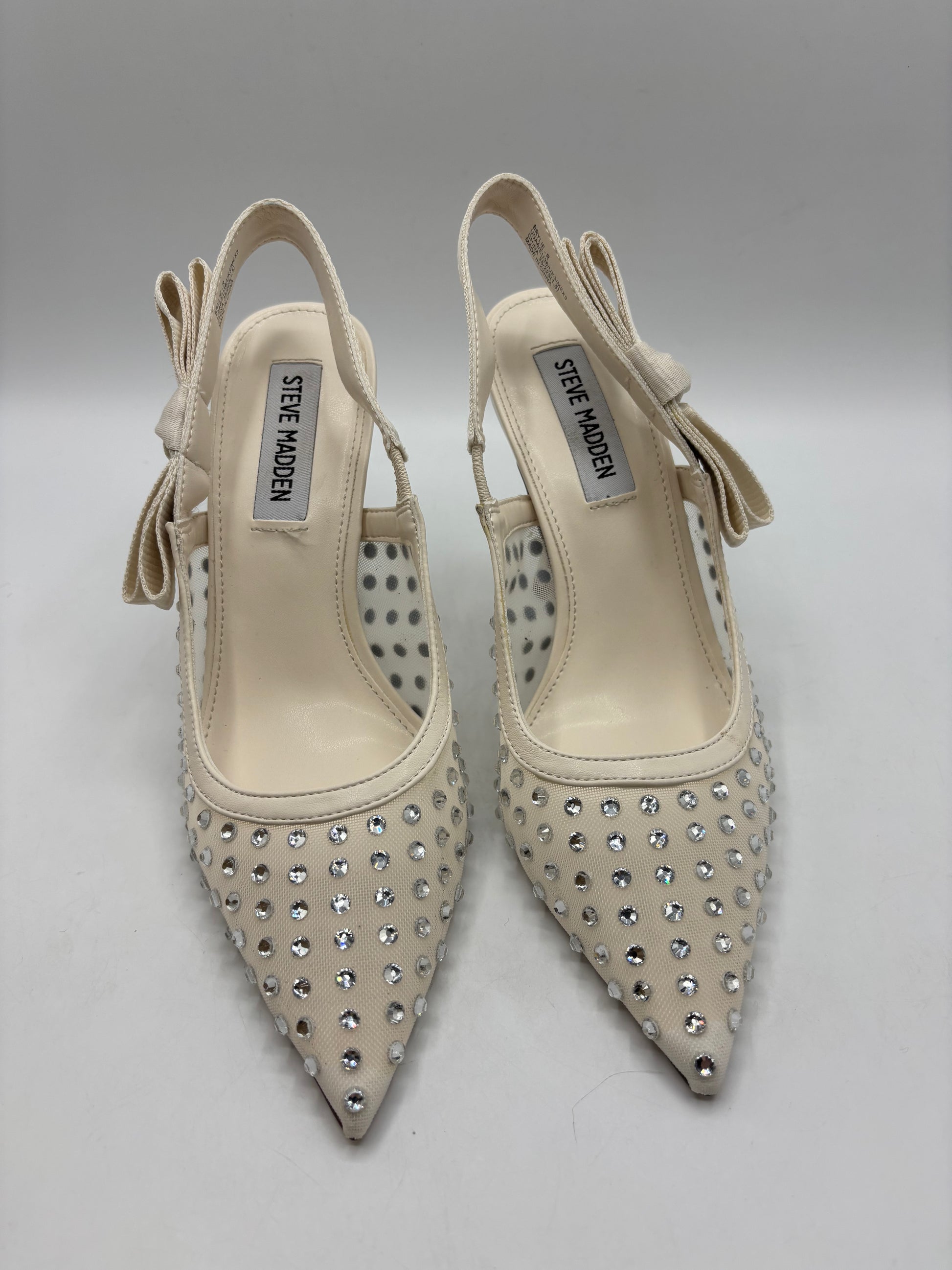 STEVE MADDEN BRYLIE-R PUMP IVORY (size3)