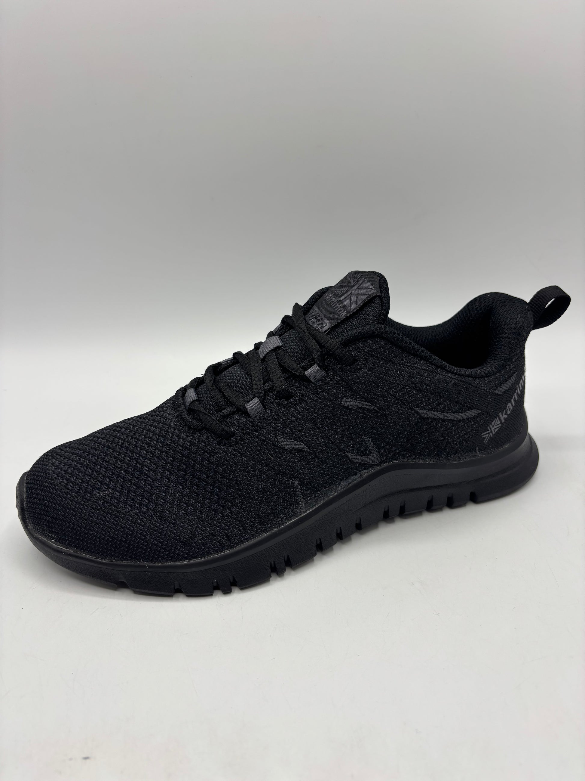Karrimor duma 6 running shoes (size3)