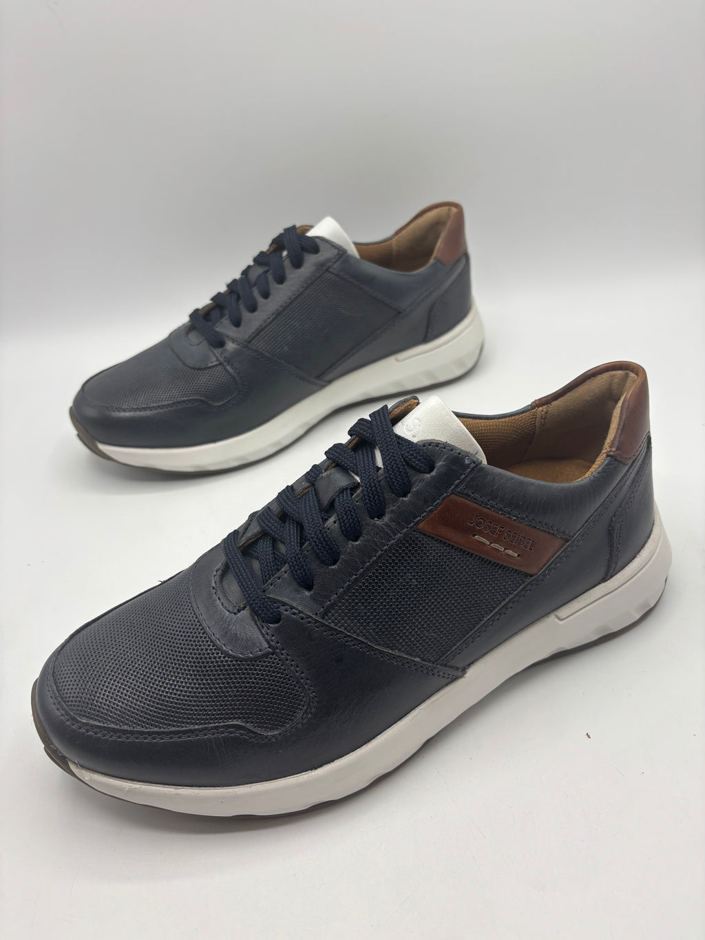 Josef seibel “Cameron 10” men’s leather lace up trainers
