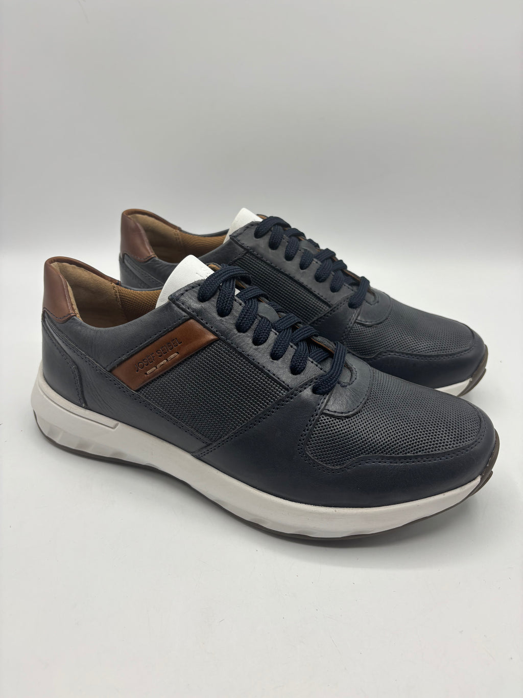 Josef seibel “Cameron 10” men’s leather lace up trainers