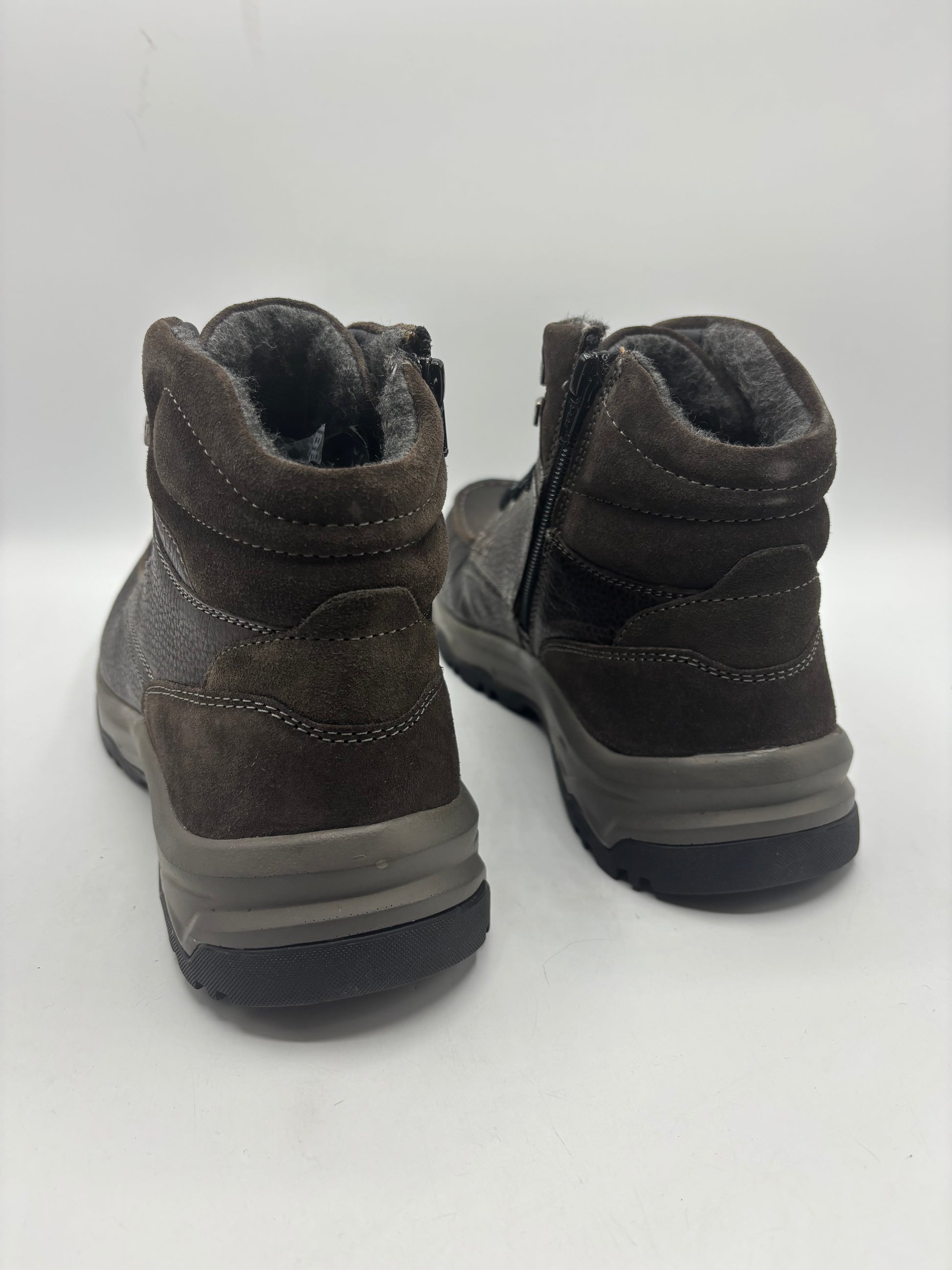 JOSEF SEIBEL Leroy 01 mens lace-up leather boots