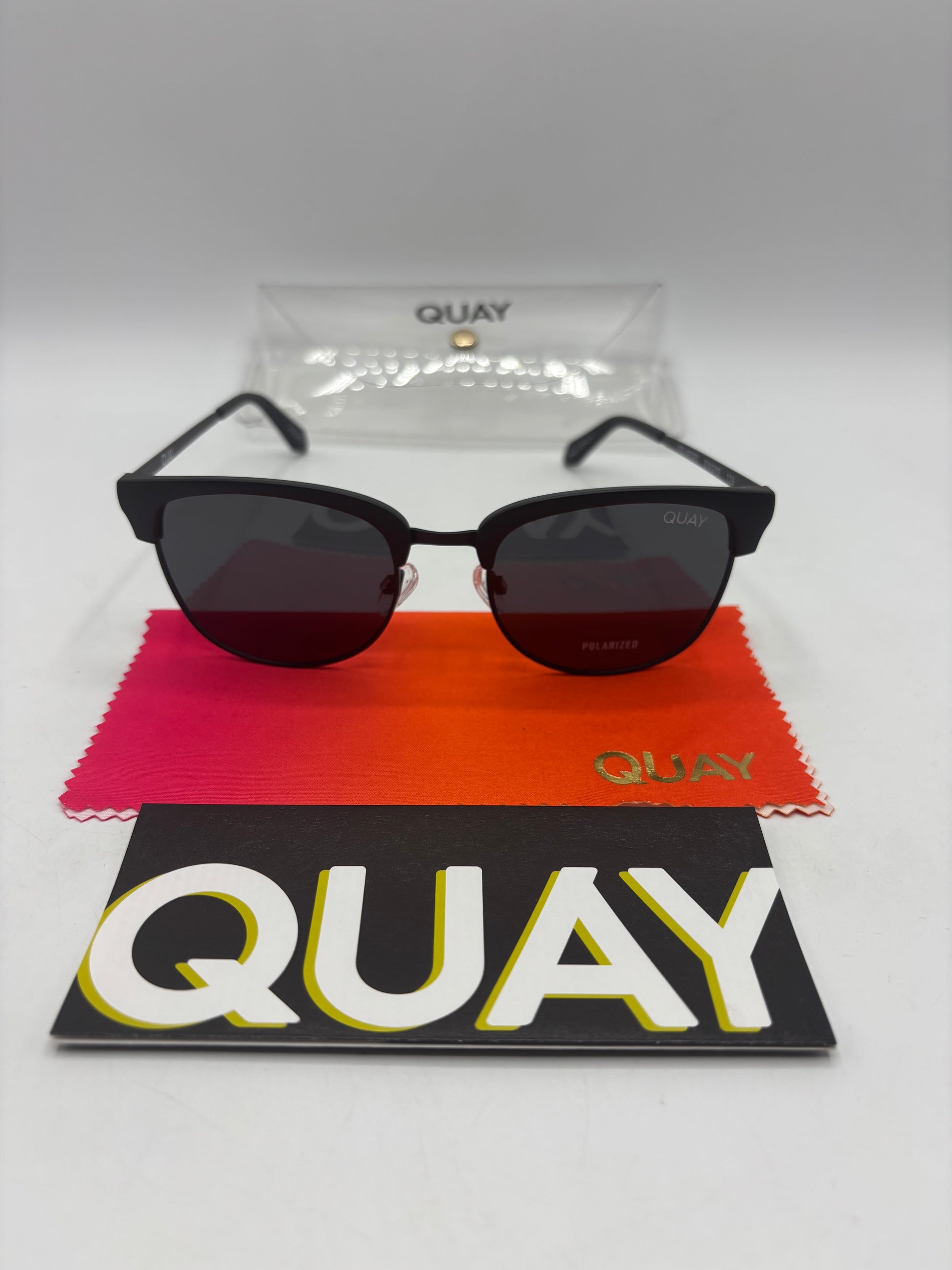 QUAY “evasive” polarized sunglasses