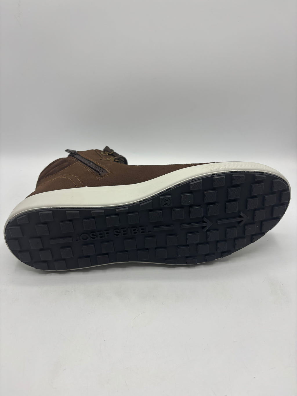 Josef seibel “maddox 52” mens leather lace up trainer boot