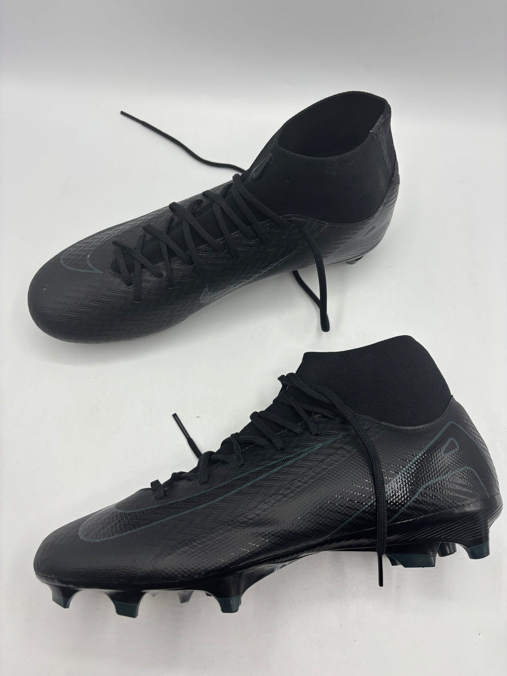 Nike mercurial 10 soft ground football boots (size 7)
