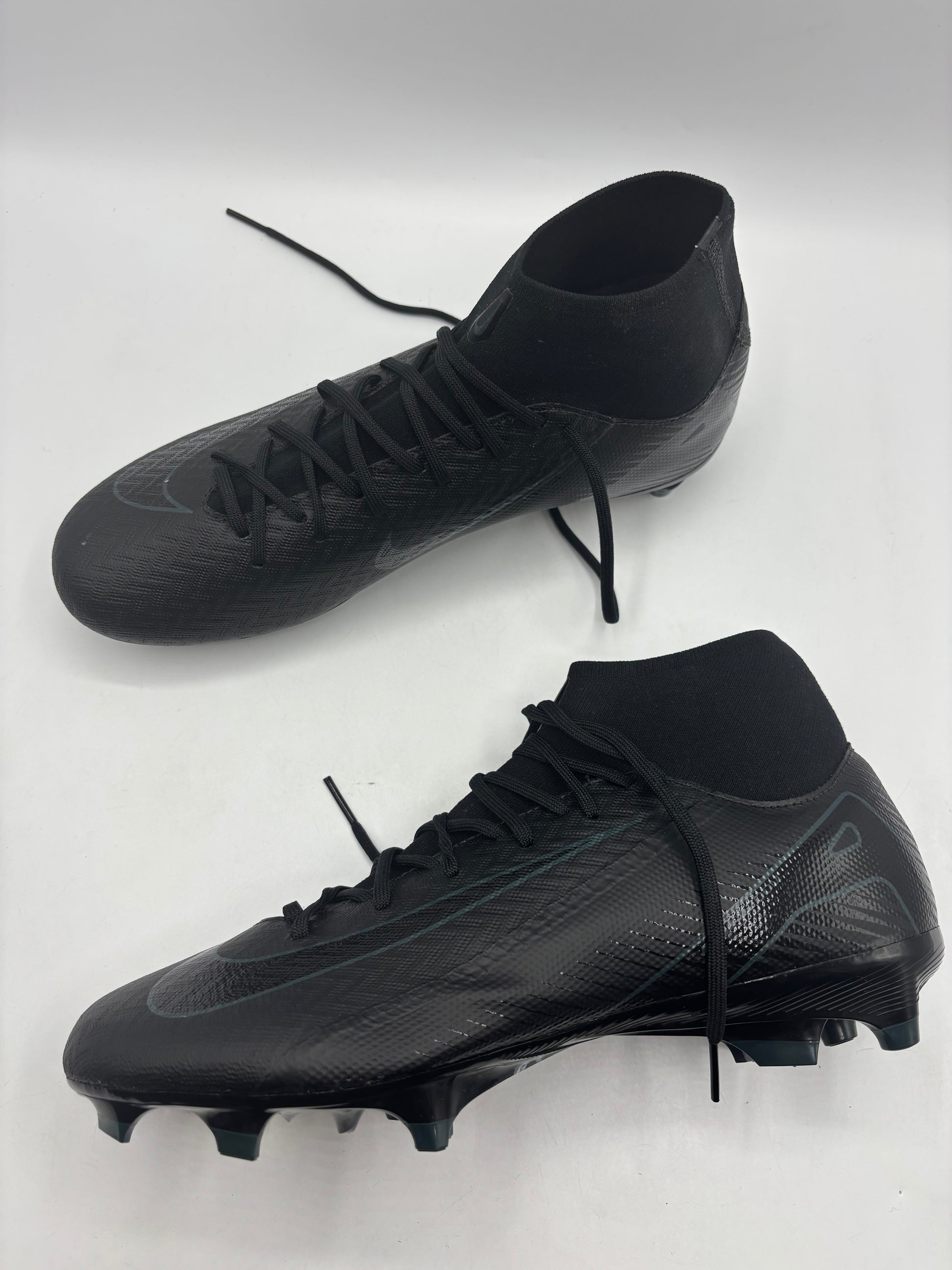 Nike mercurial 10 soft ground football boots (size 7)