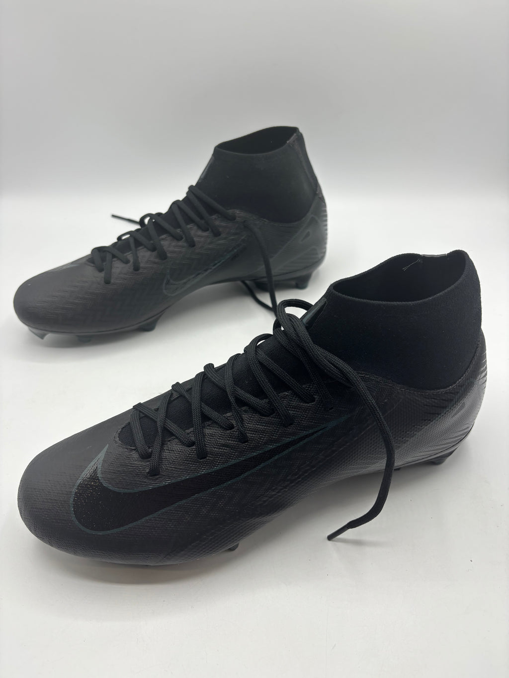 Nike mercurial 10 soft ground football boots (size 7)