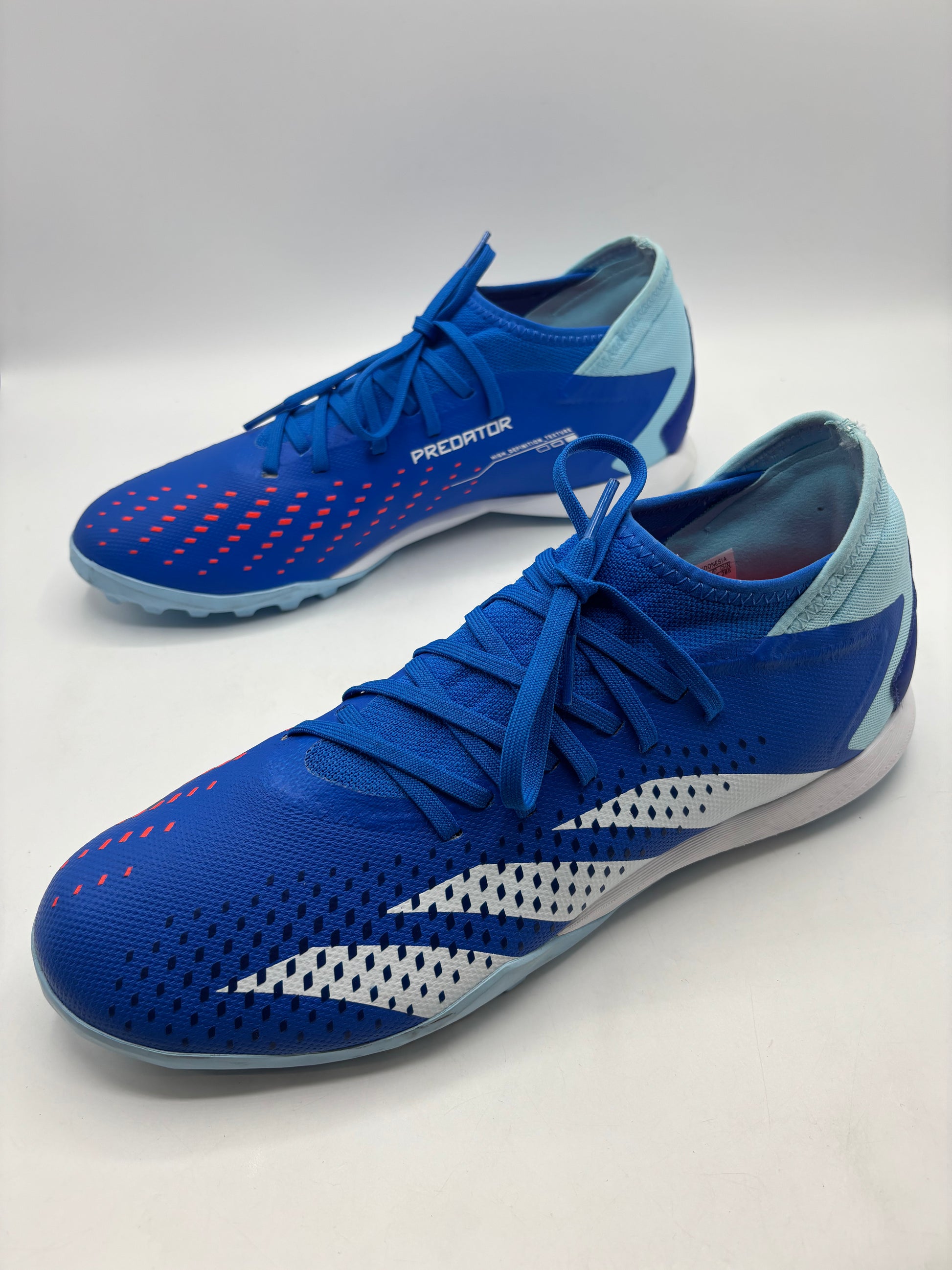 Adidas predator accuracy 3 adults Astro trainers (size 11)