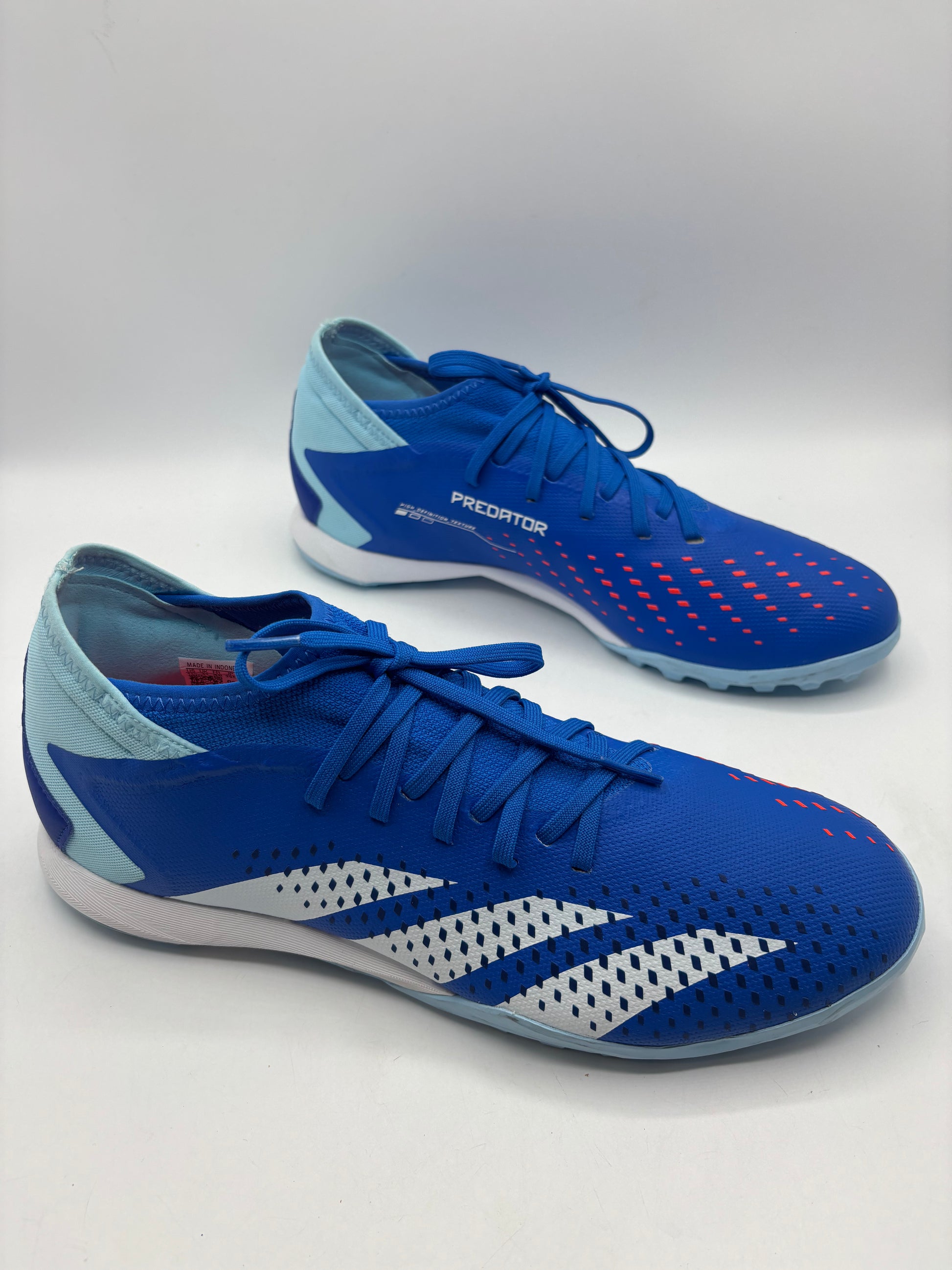 Adidas predator accuracy 3 adults Astro trainers (size 11)