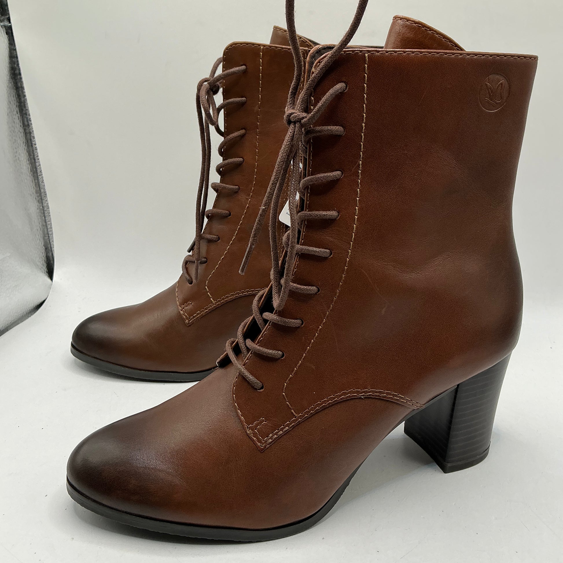 CAPRICE Brown leather ankle boots with heel