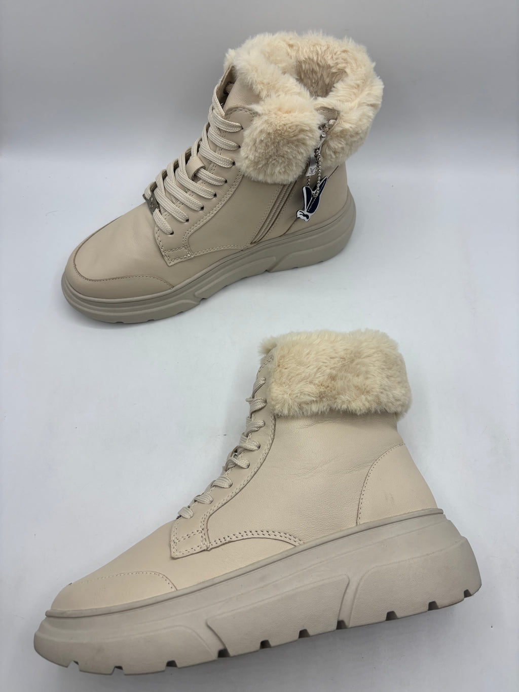 Caprice off white snow boots (3)