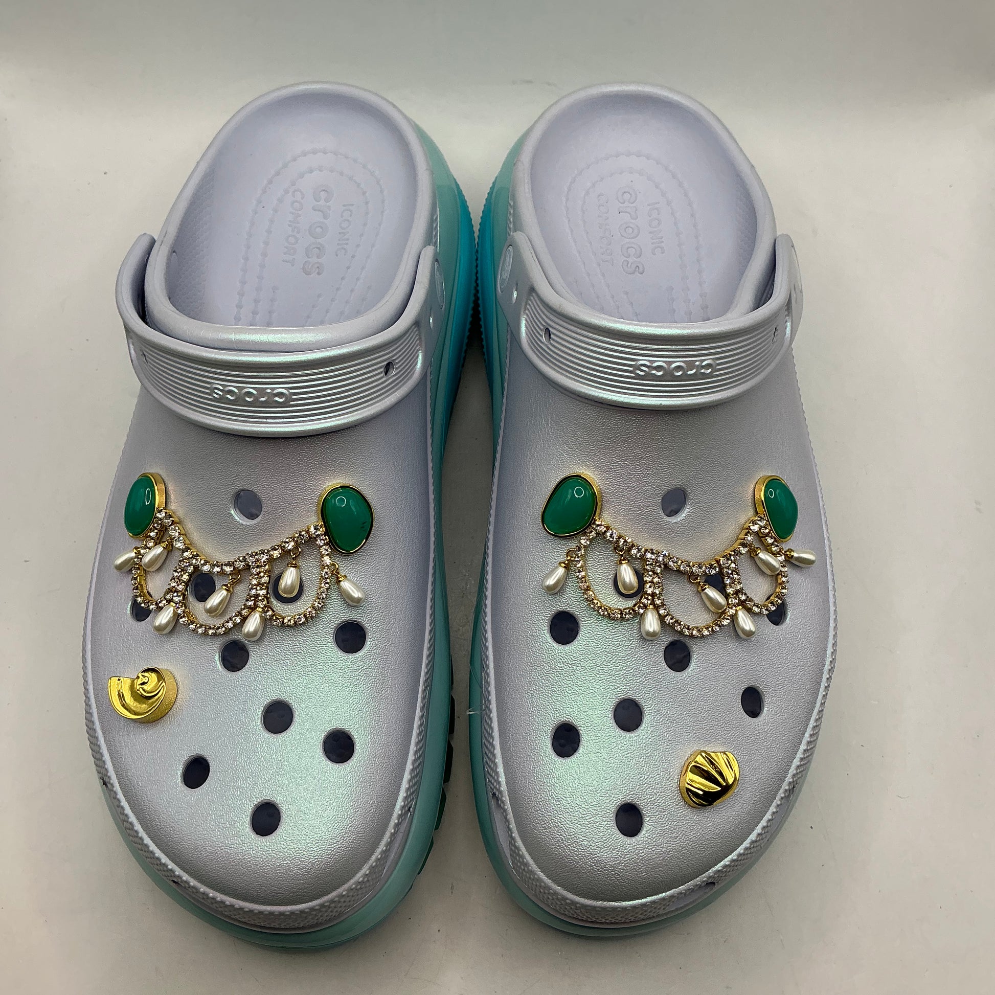 Crocs Classic Mega Crush Clogs, Sea Friends - dreamscape, unisex pool slides