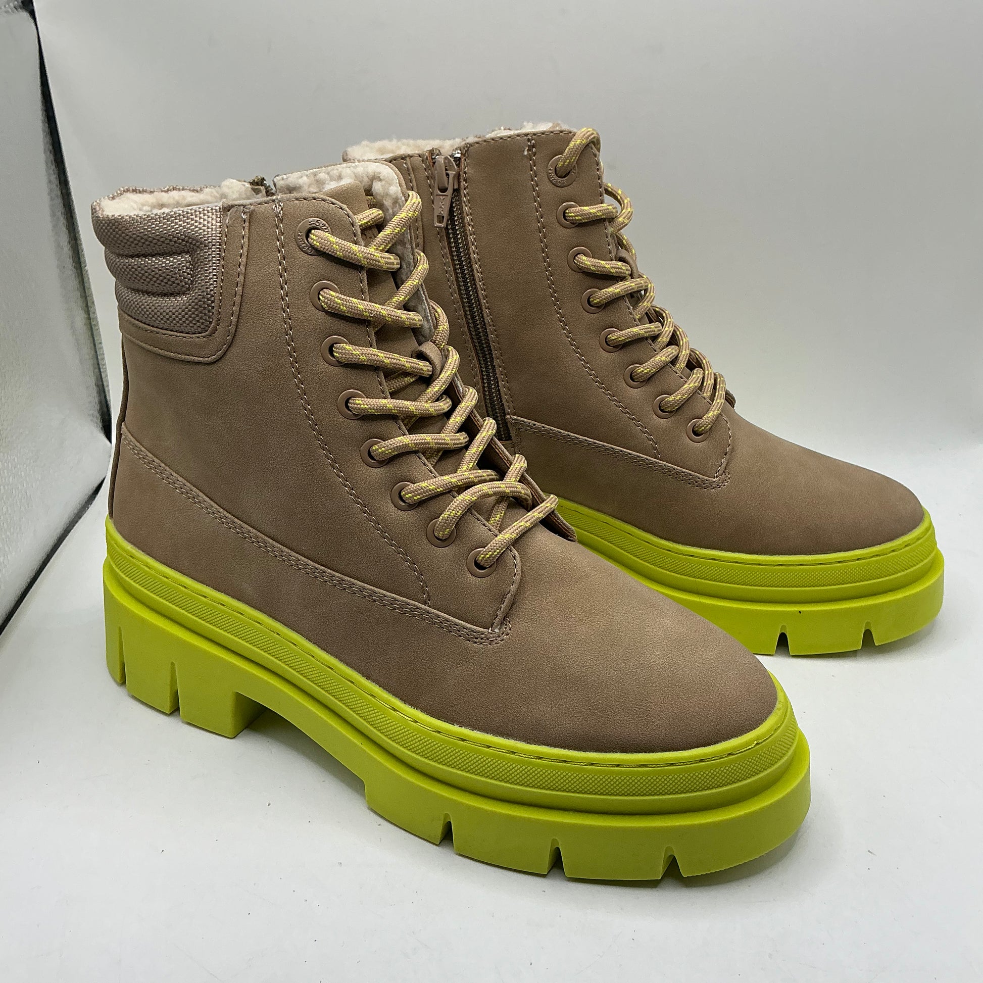 S.Oliver beige and green chunky ankle boots