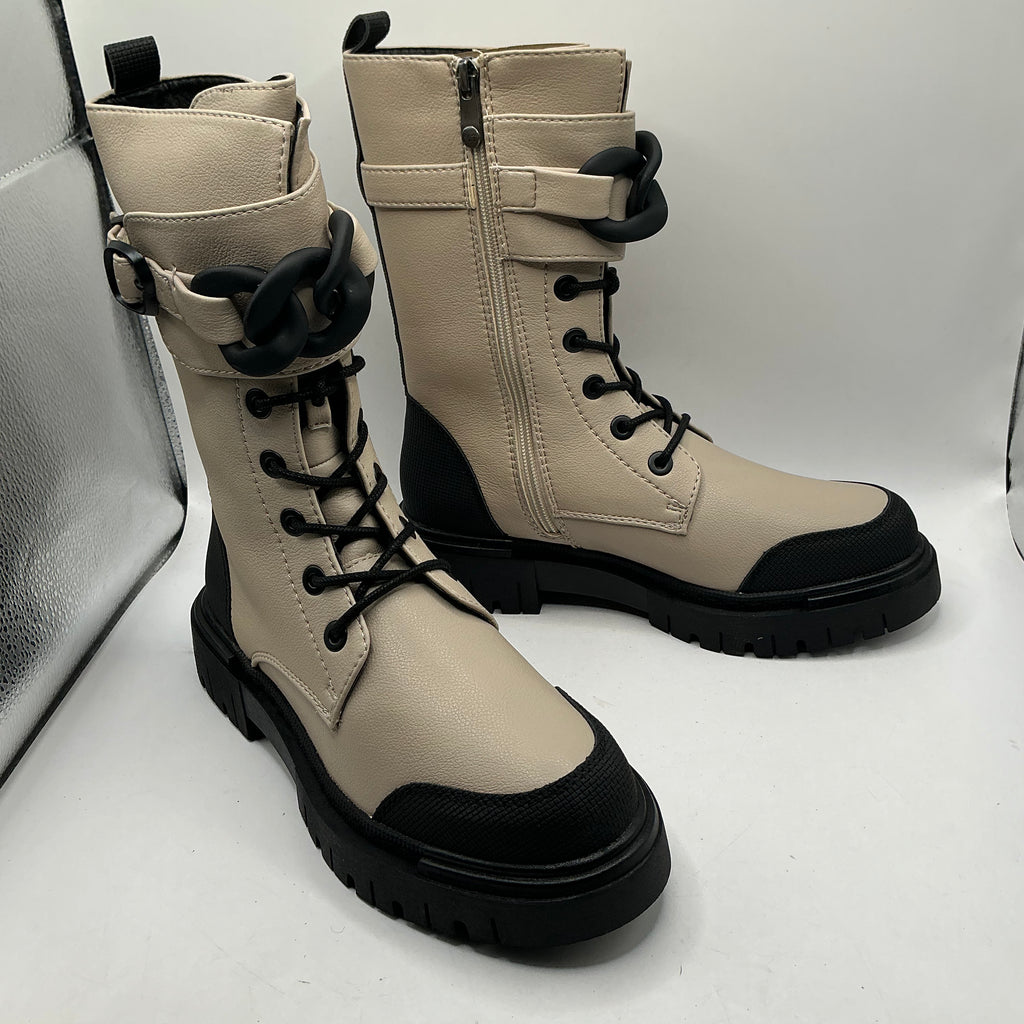 Marco Tozzi ivory chunky ankle boots, with chunky chain ankle detail