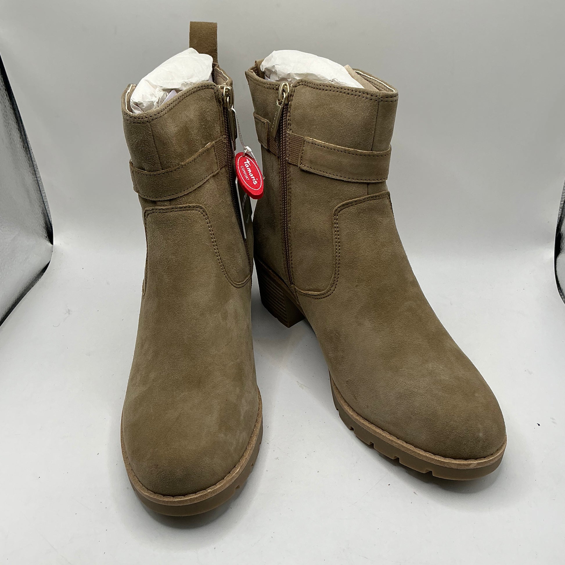 Tamaris comfort Beige suede ankle boots with gold chain detail