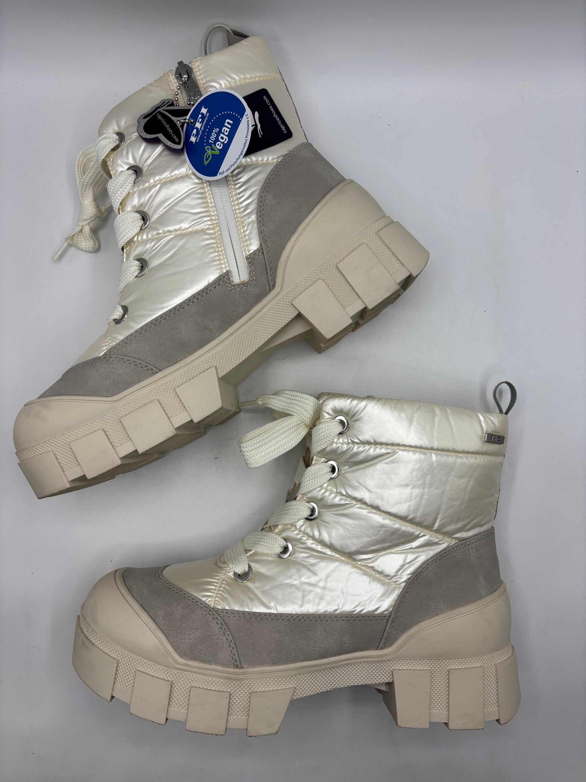 Caprice Ivory pearl chunky winter boots